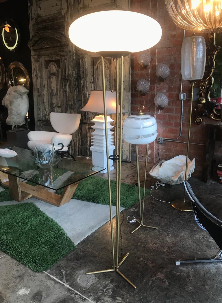 Stilnovo Tripod Floor Lamp in Brass, Italy, 1960s For Sale at 1stDibs