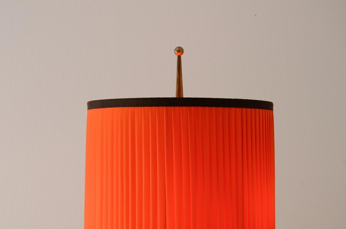 Stilnovo, unique pair of large table lamps in opaline lighted glass In Excellent Condition For Sale In Milano, IT