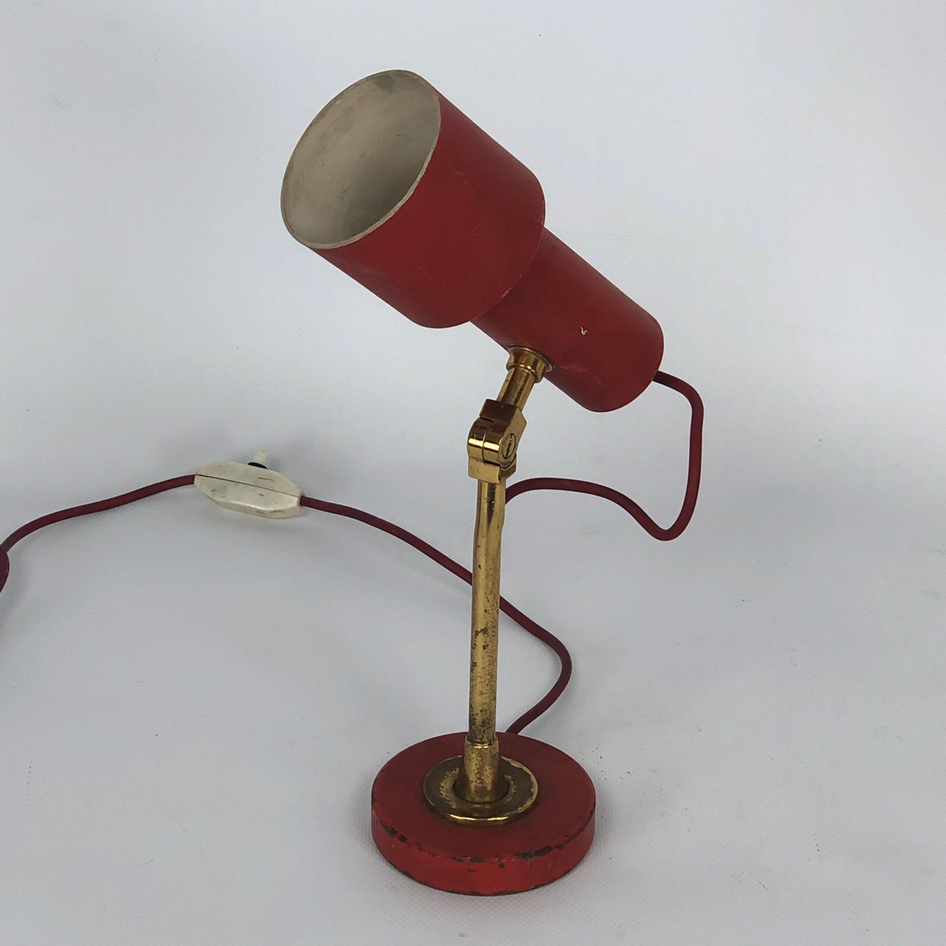 Stilnovo, vintage red brass table lamp from 50s For Sale 3