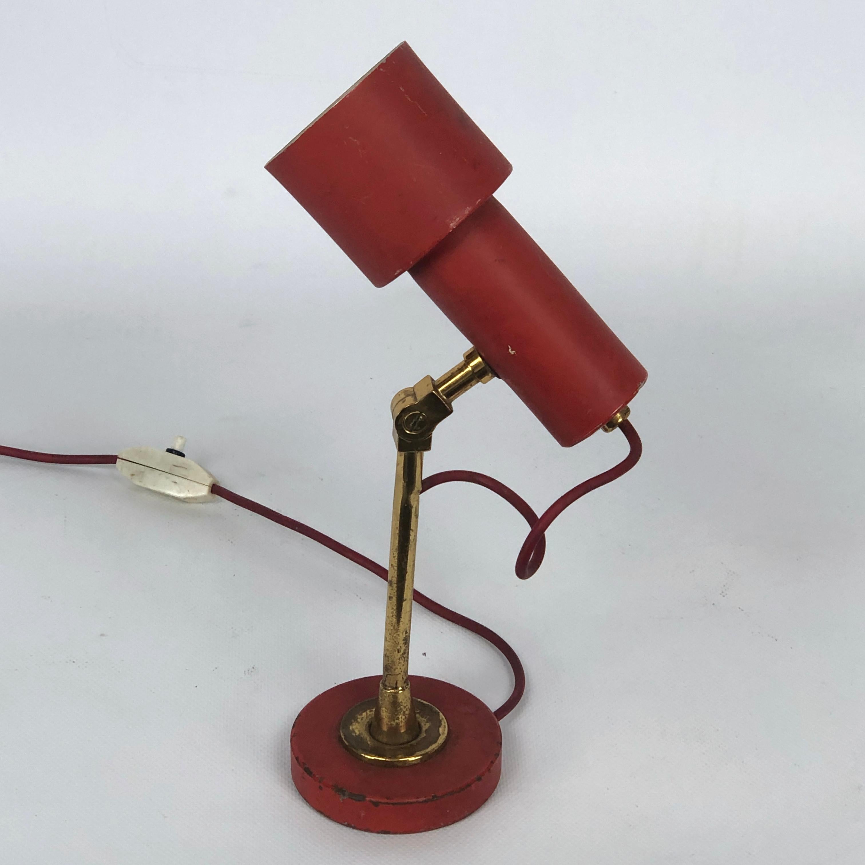Stilnovo, vintage red brass table lamp from 50s For Sale 4