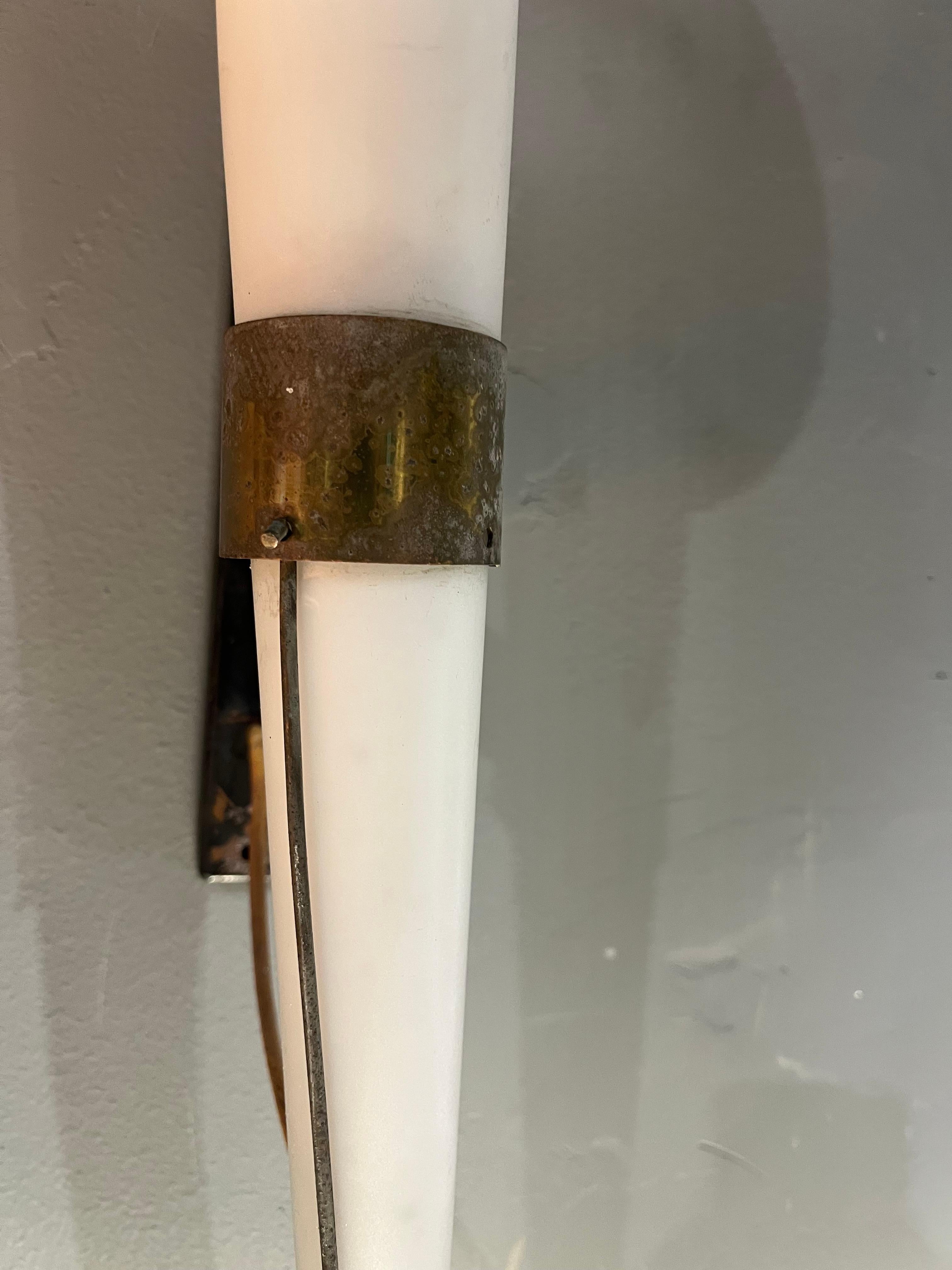 Brass Stilnovo wall lamp by Luciano Colantonio from the 50s For Sale