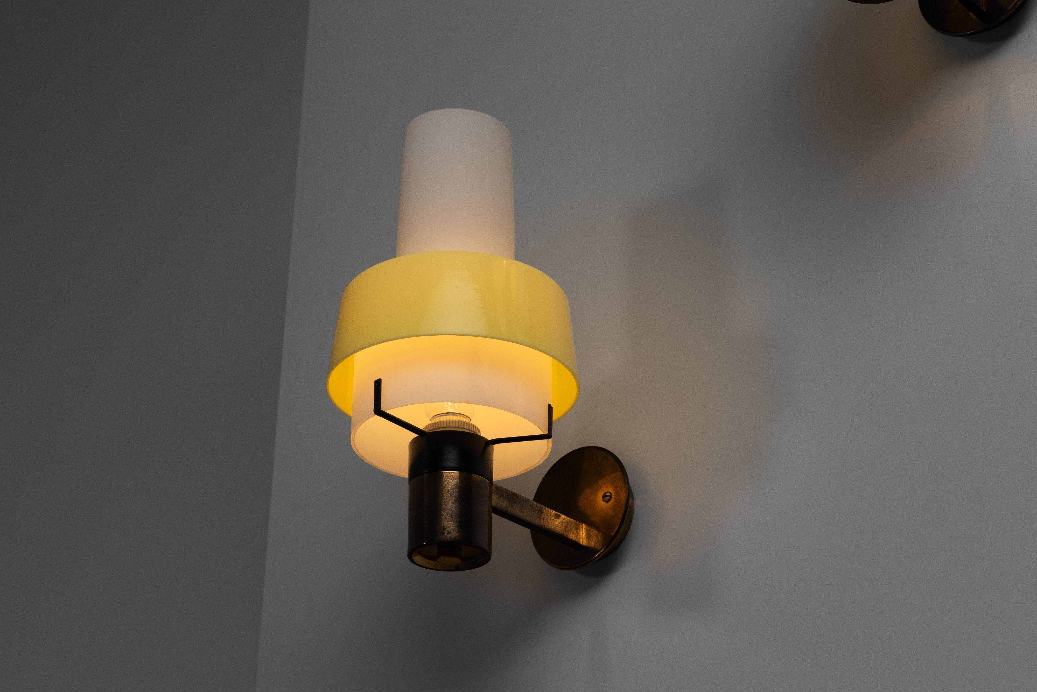 Stilnovo wall lamps model 2079 made in Italy 1960 For Sale 1