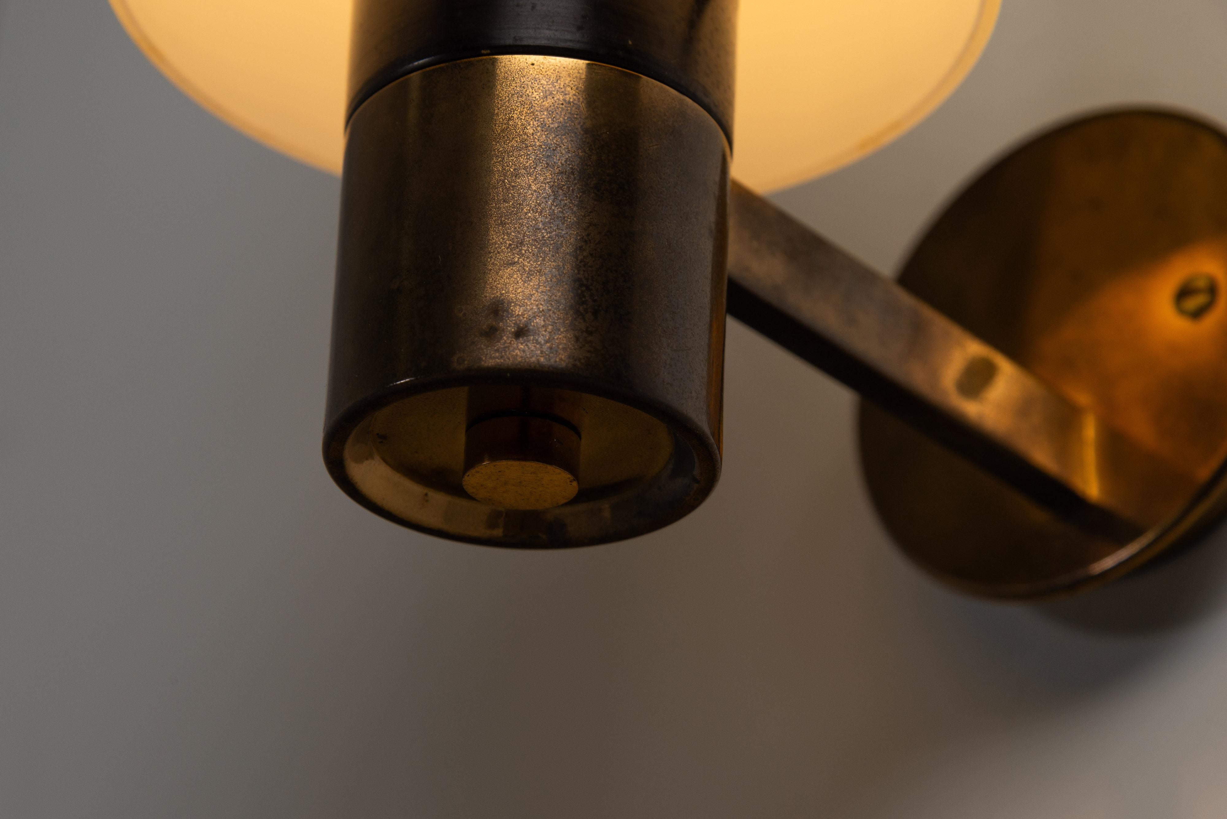 Stilnovo wall lamps model 2079 made in Italy 1960 For Sale 2