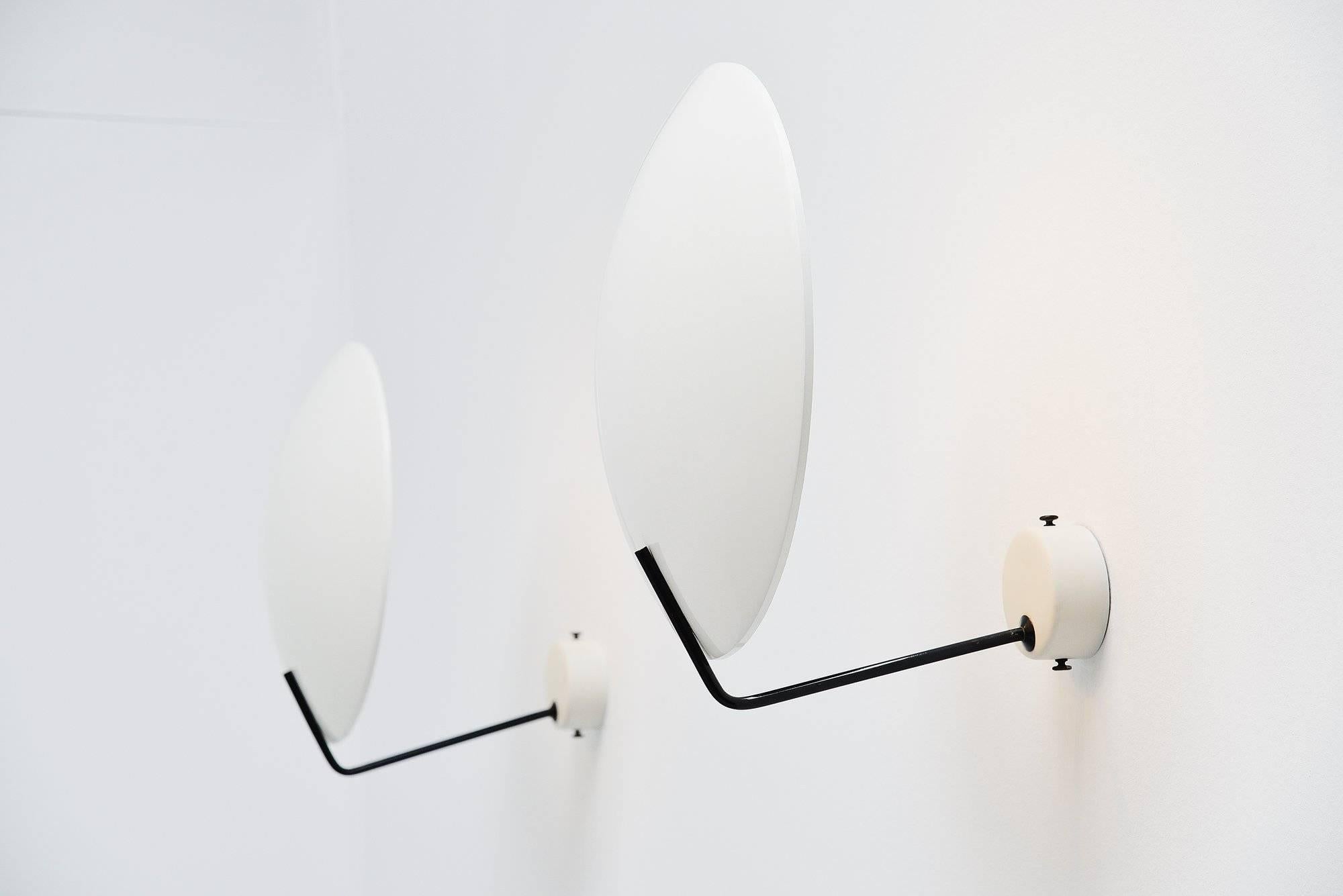 Stilnovo Wall Lamps Model 232 by Bruno Gatta, Italy, 1954 In Excellent Condition In Roosendaal, Noord Brabant
