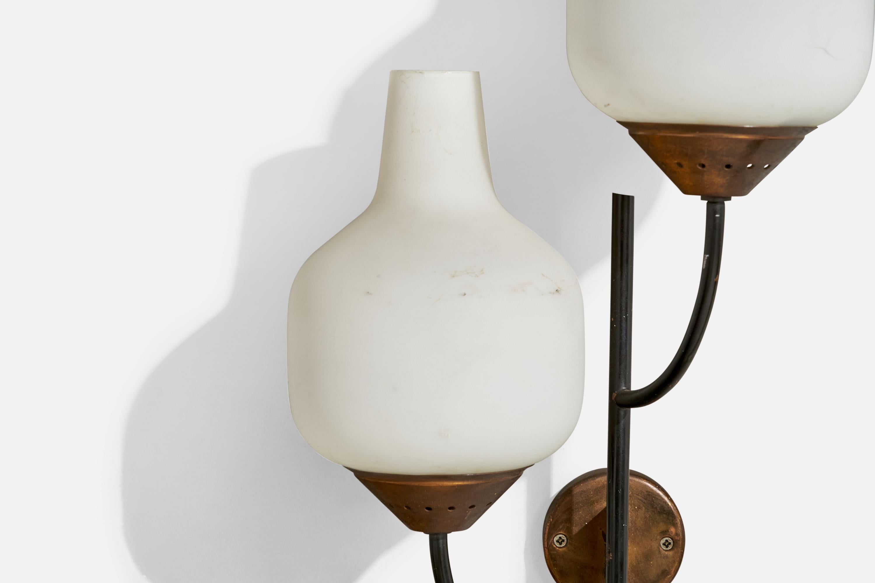 Stilnovo, Wall Light, Glass, Brass, Metal, Italy 1950s 4