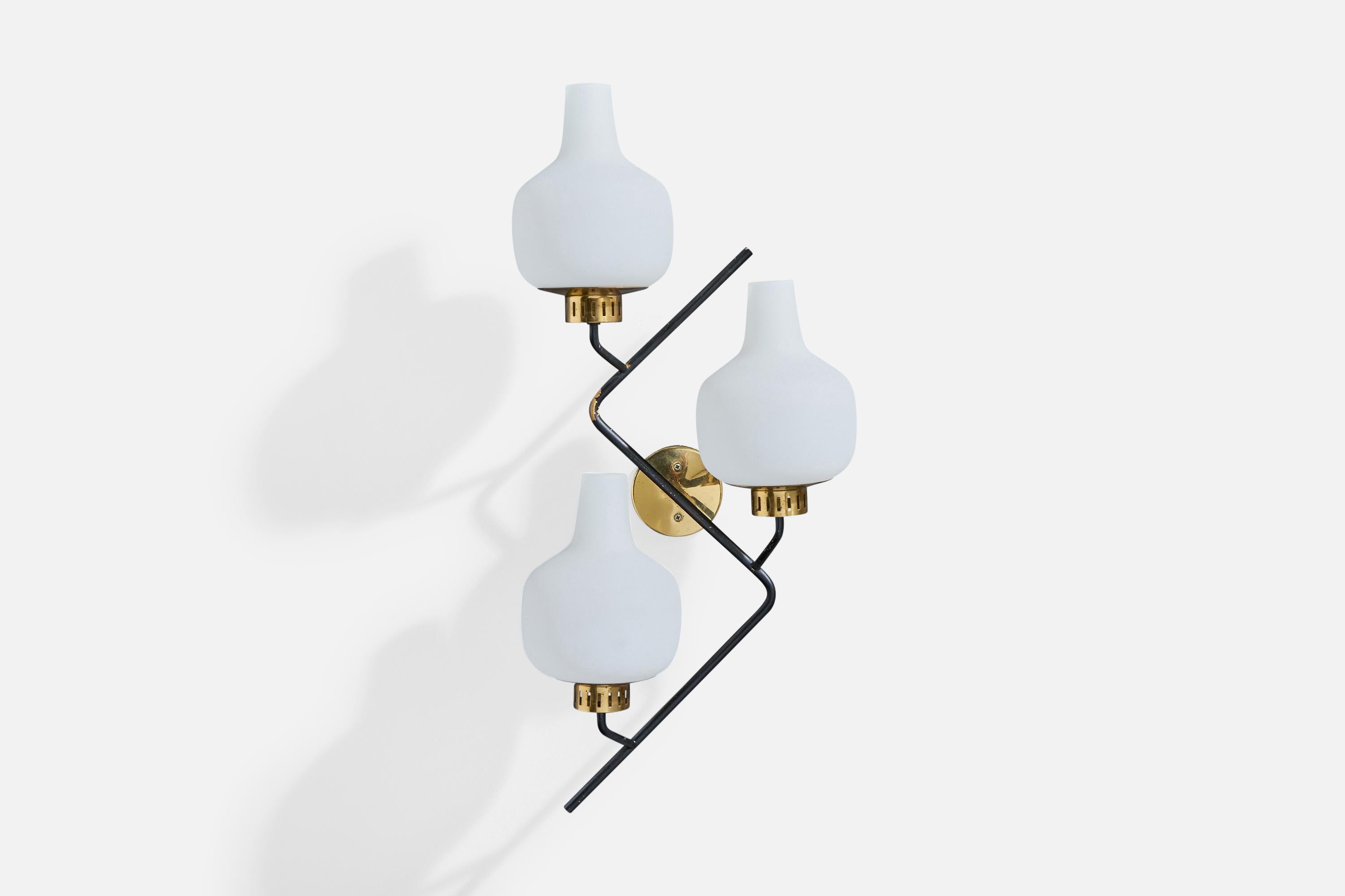 Stilnovo, Wandleuchten, Messing, Metall, Glas, Italien, 1950 (Italienisch) im Angebot