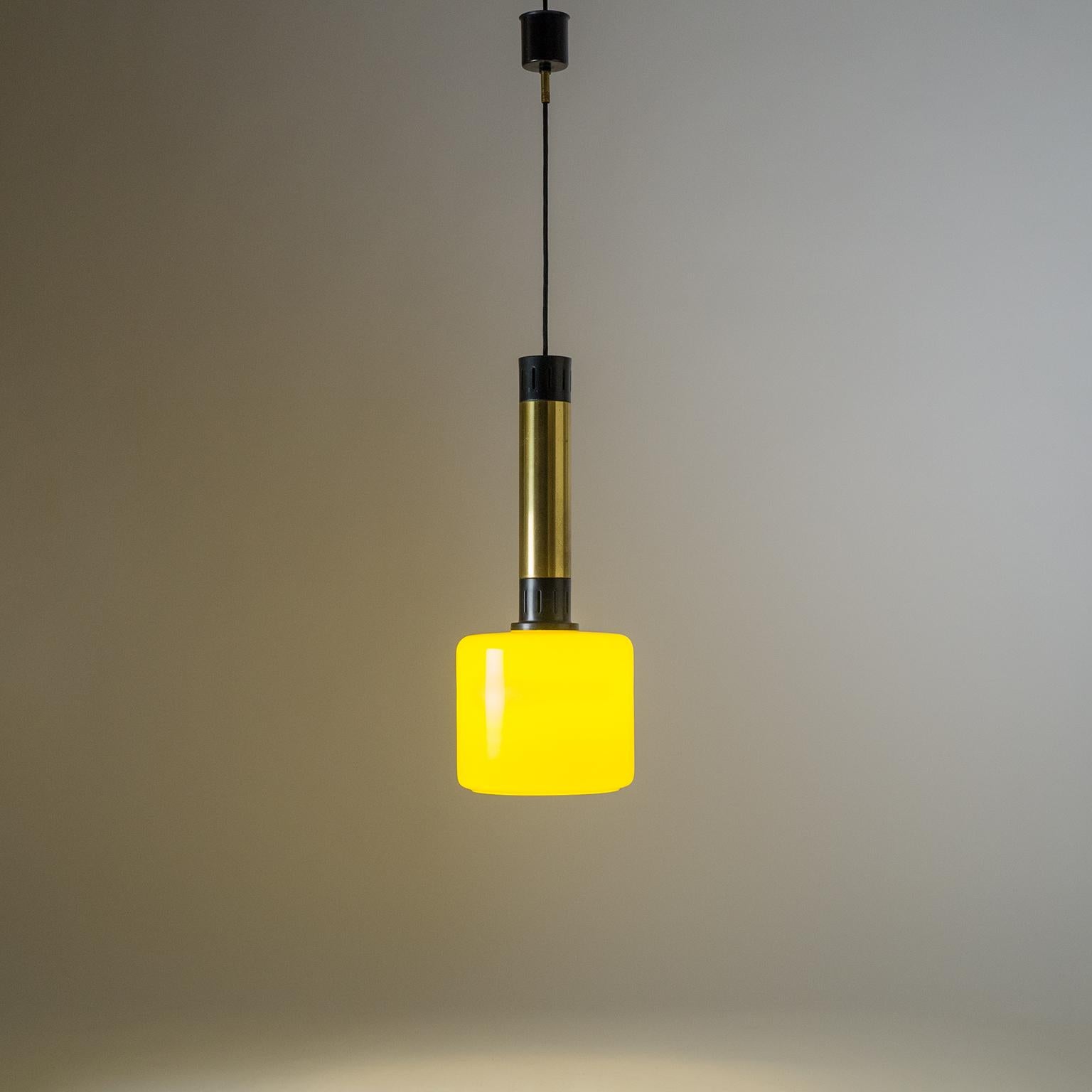 Stilnovo Yellow Glass Pendant, 1950s For Sale 3