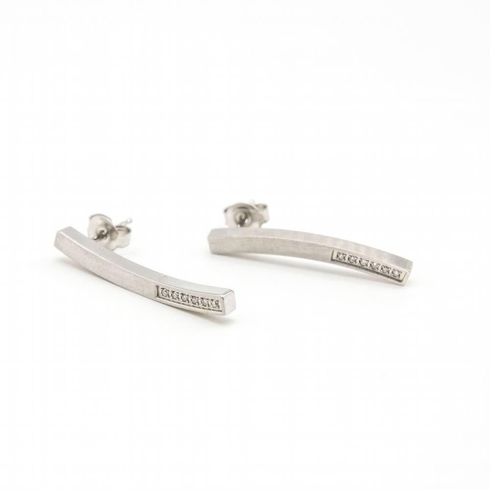 Stainless Steel and Diamonds earrings for women : 12x Brilliant Cut Diamonds : 316L Stainless Steel : 2.94 grams.  Sizes : Length 2,6cm Width 2mm : Brand new item : Ref.:D364018SO