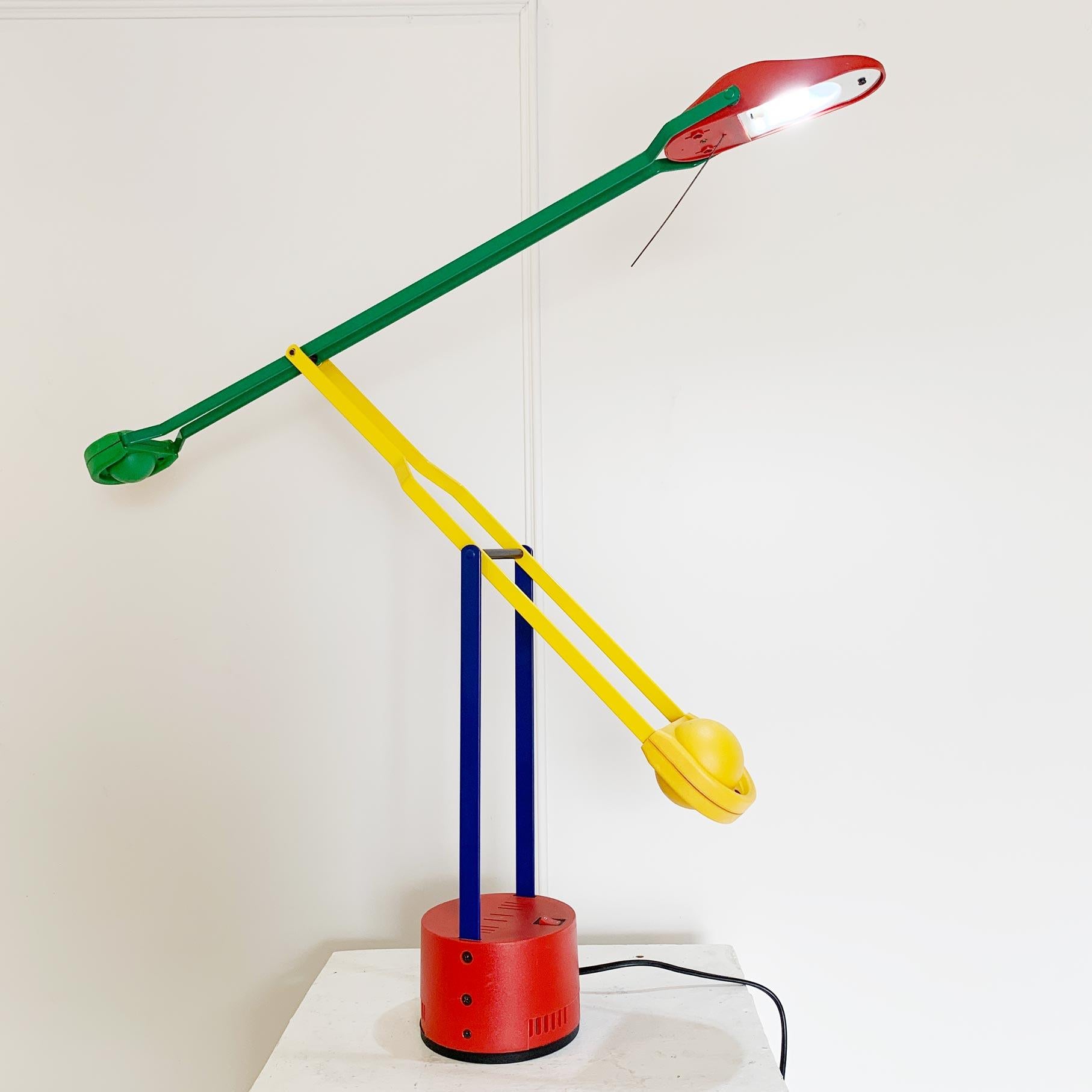 Rare Memphis style halogen desk lamp
By Italian brand Stilplast, 1980s
An explosion of primary colors mixed to create a bold and impressive statement lamp
Weighted ends to balance the light angle in different positions
Plastic and