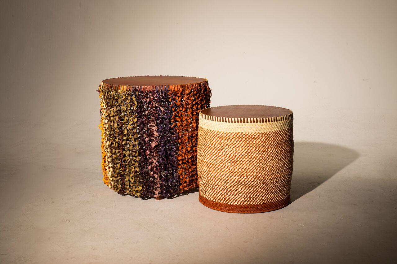 Unique design piece

The Knitting stilts Table, size medium, was first presented at MADE – Mercado, Arte, Design 2019 in São Paulo, Brazil and is part of the ALMA-Raiz (Soul and Roots) collection from Yankatu.

The ALMA-Raiz collection is born from