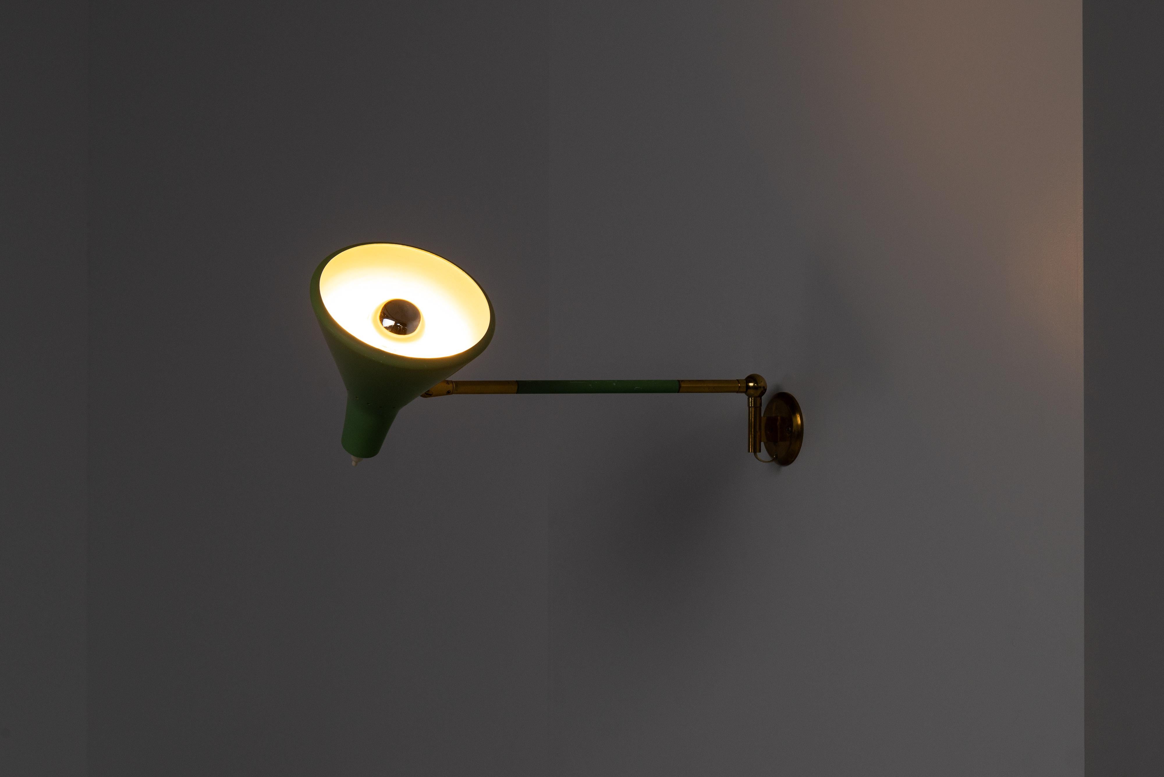 Stilux adjustable wall lamp in brass Italy 1960 For Sale 4