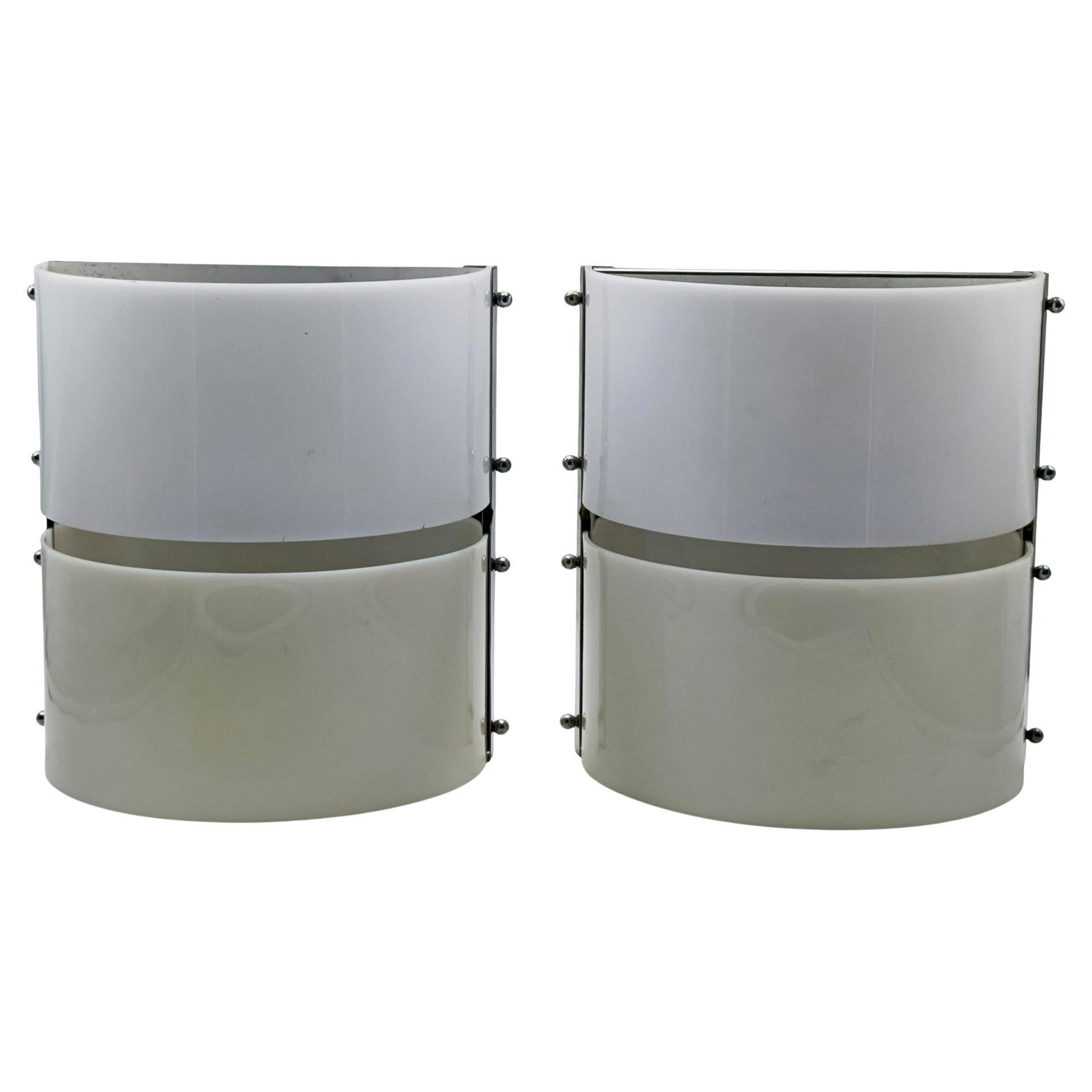 Stilux Attrib. Coppia di Lampade da Parete Space Age, Italia Años 70 en venta