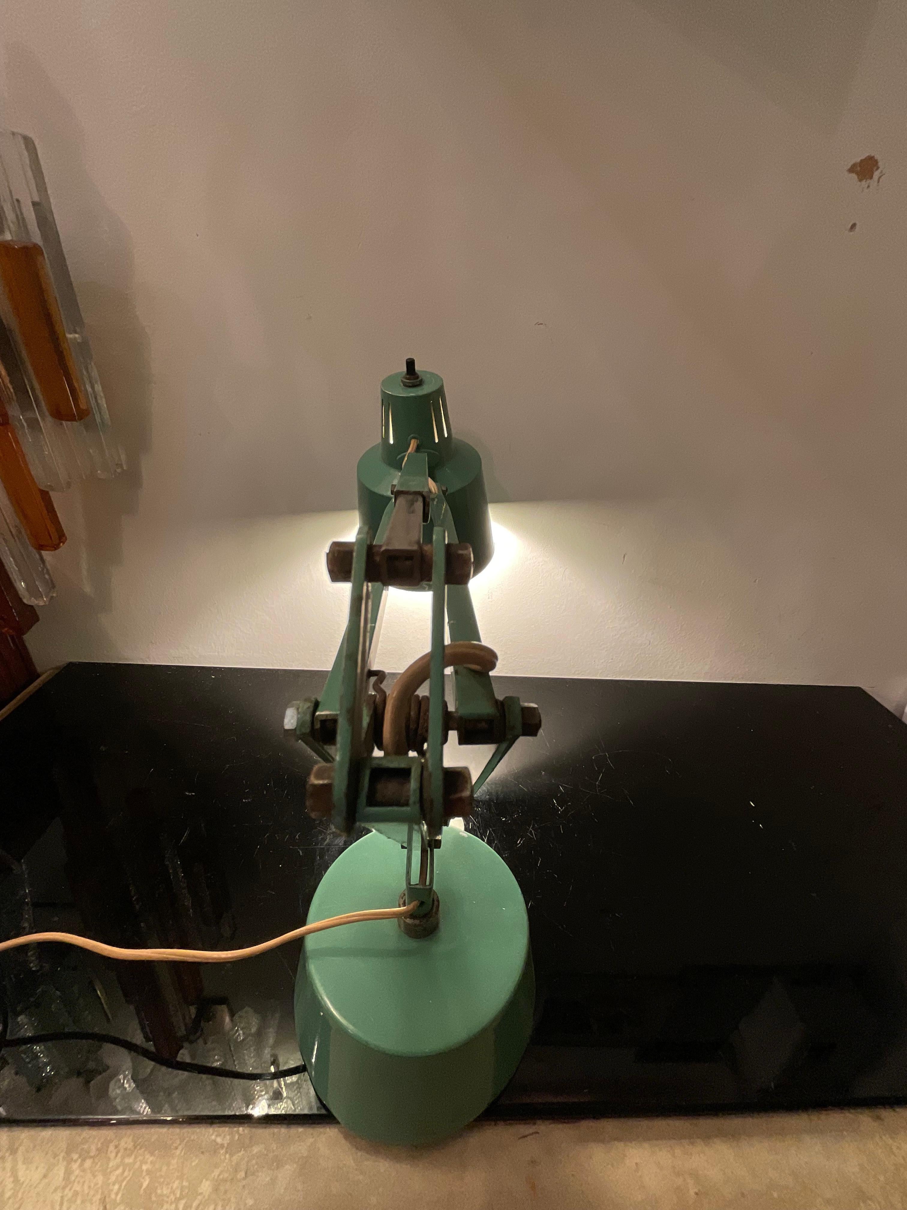 STILUX - 1950s industrial table lamp - green enameled metal For Sale 3