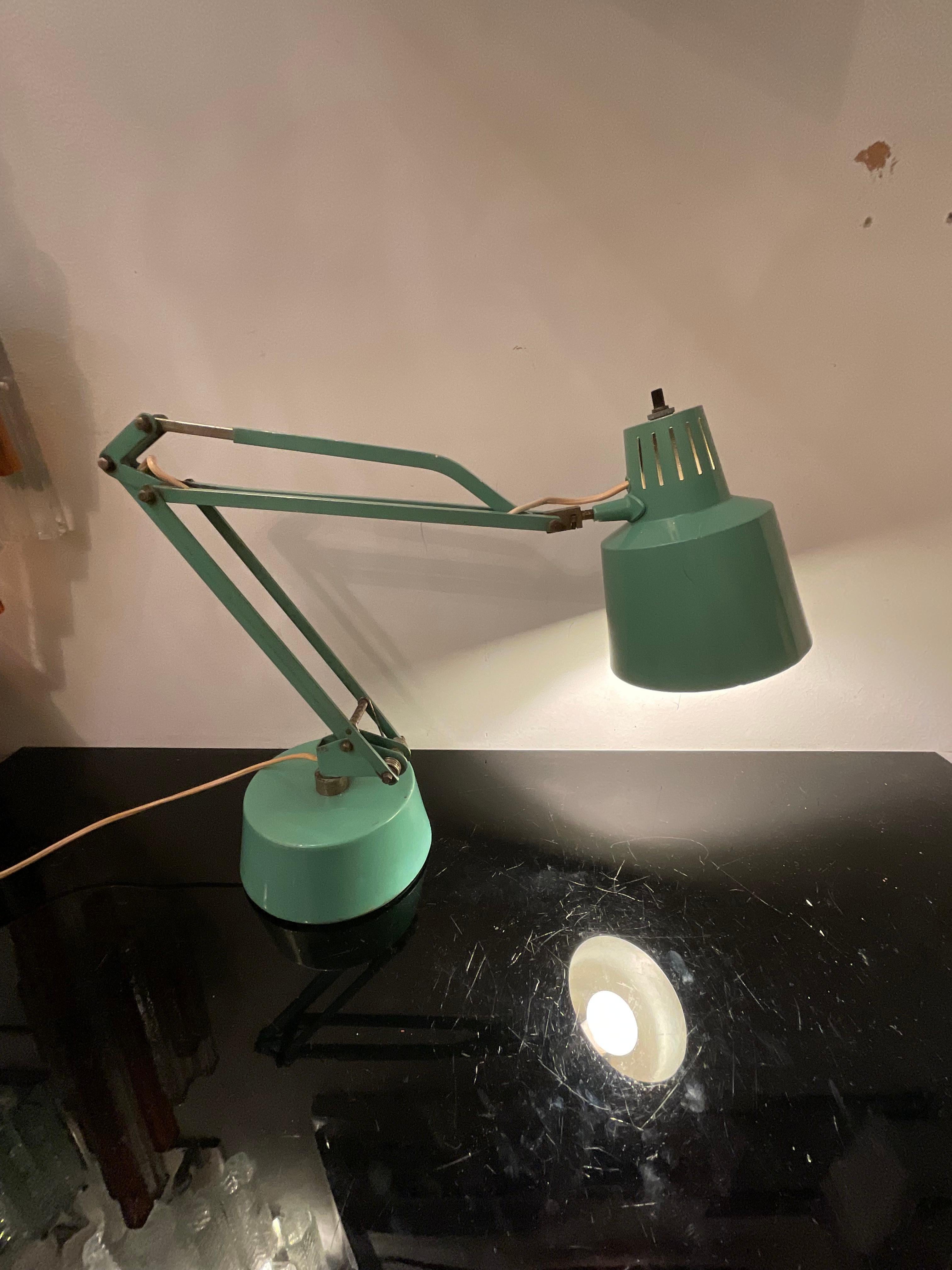 Industrial STILUX - 1950s industrial table lamp - green enameled metal For Sale