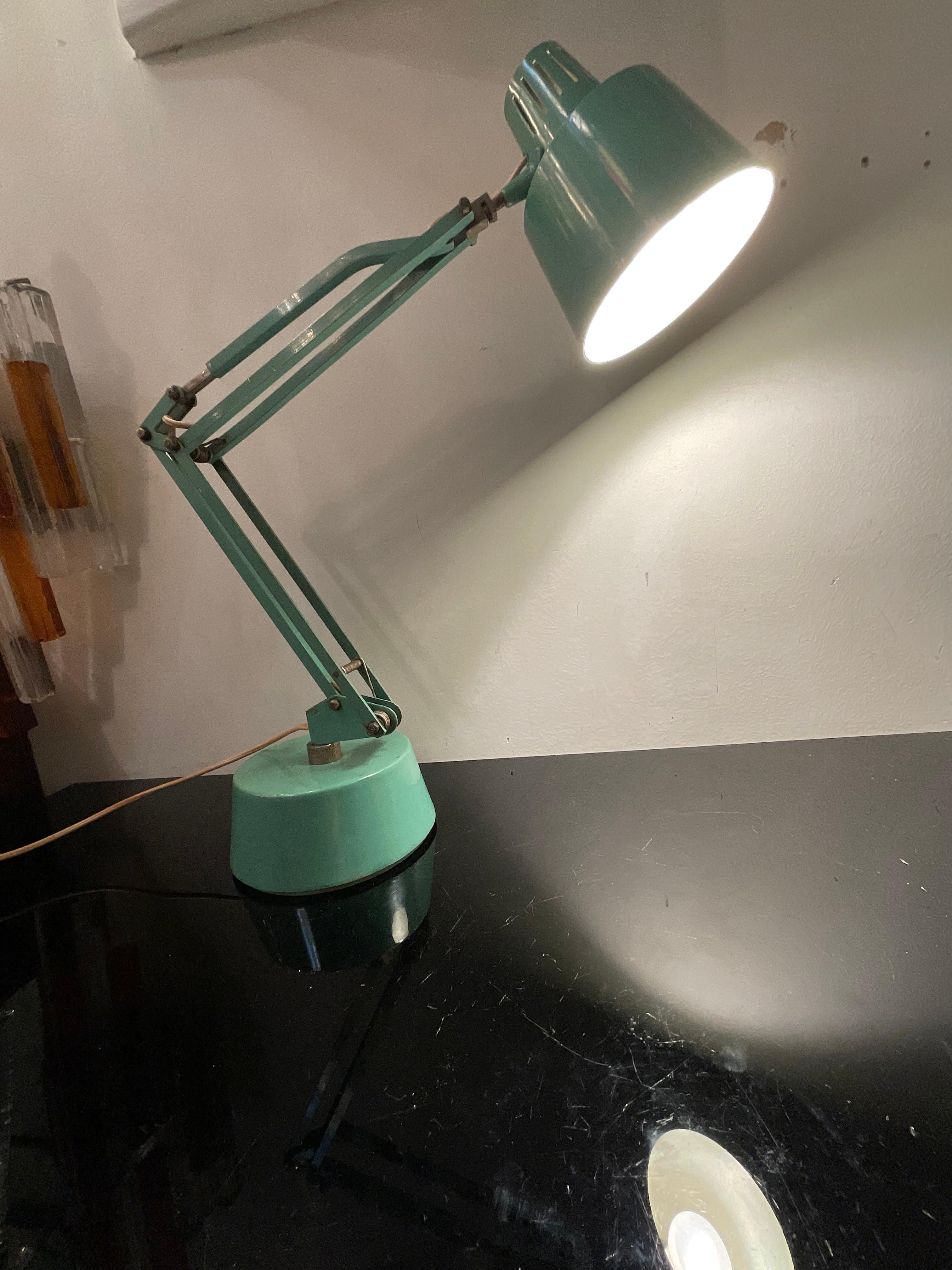 Italian STILUX - 1950s industrial table lamp - green enameled metal For Sale