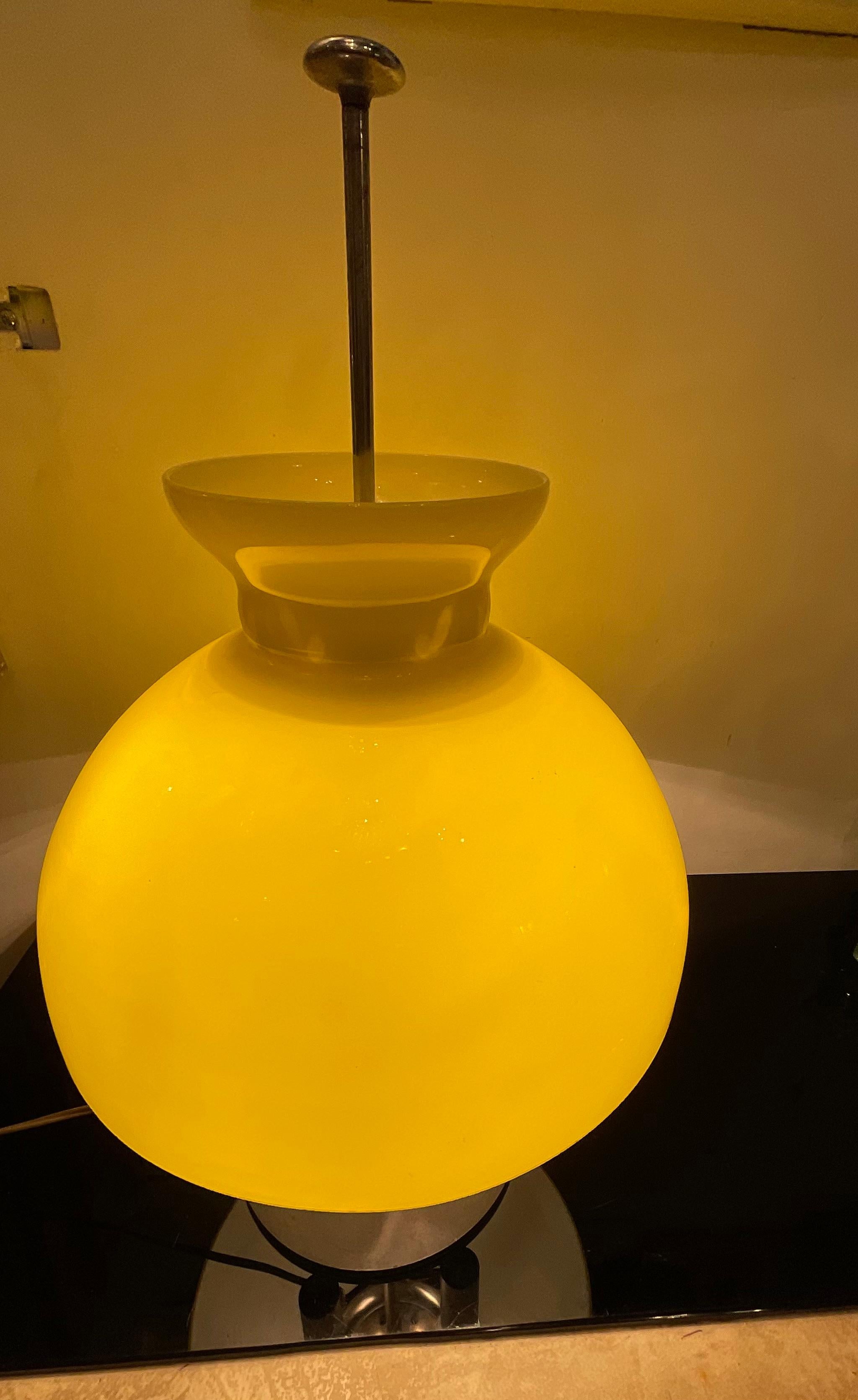 Mid-Century Modern Stilux - murano yellow glass table lamp - 1950s For Sale