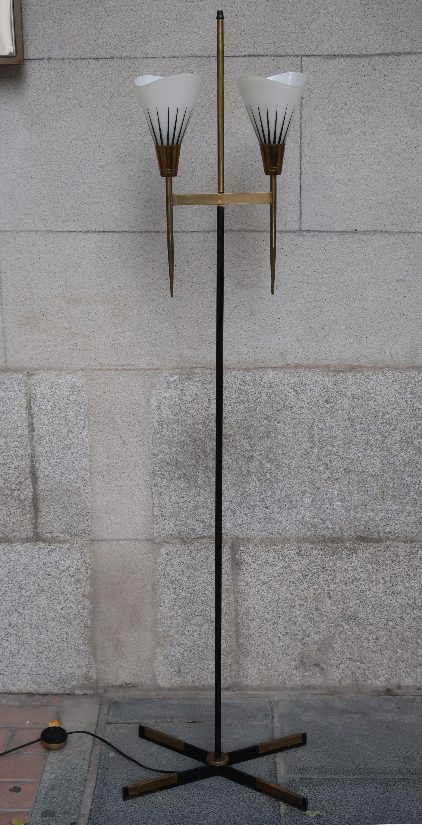 Stilux, metal, brass and decorated opaline glass midcentury floor lamp, Italy, 1960.