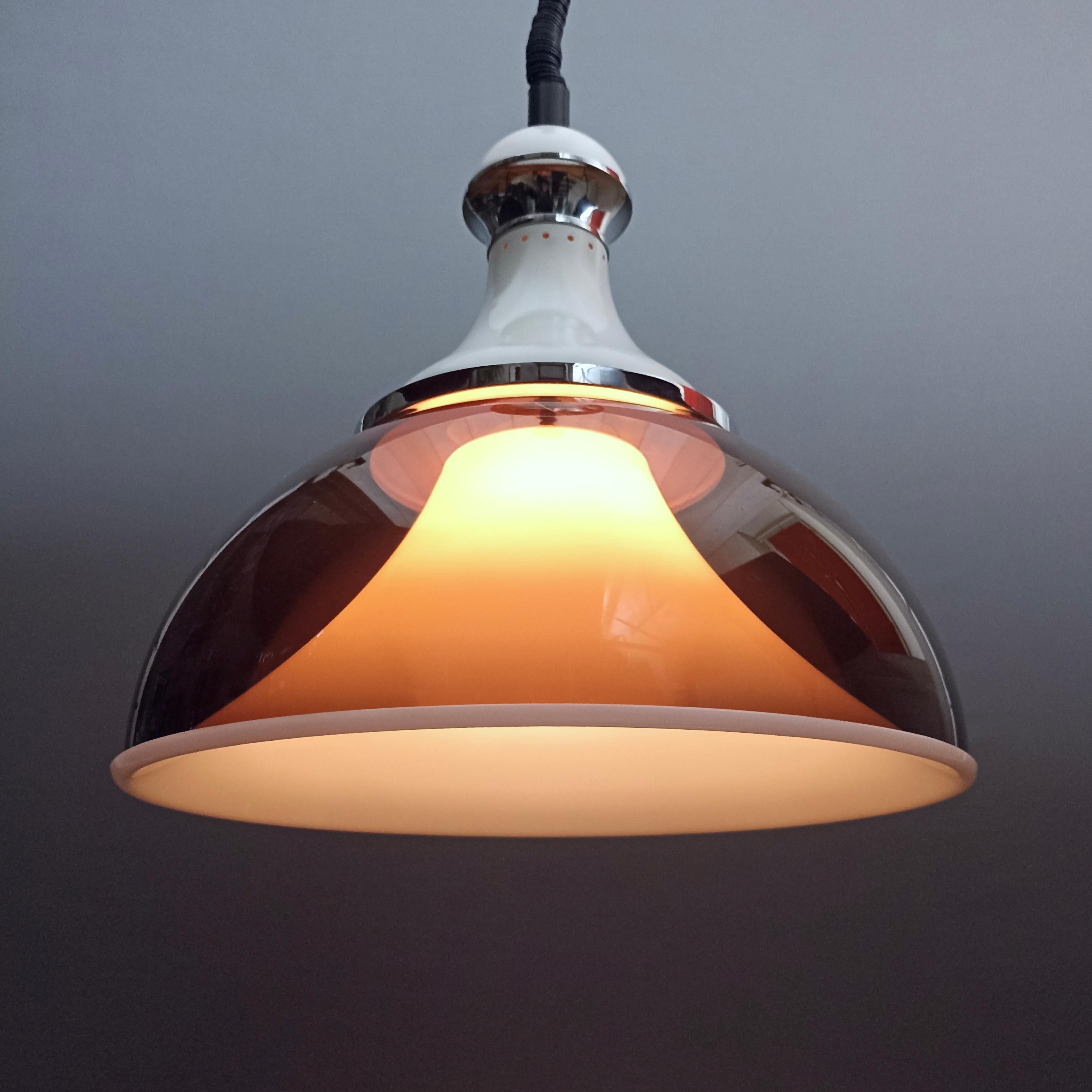 1960s Stilux-Milano Attributable Italian Bi-Colored Perspex Acrylic Pendant Lamp In Good Condition For Sale In Caprino Veronese, VR
