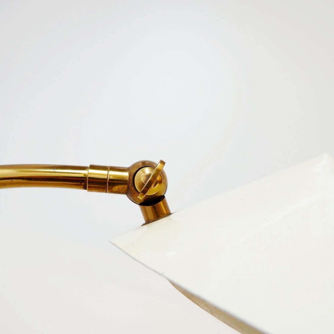 Stilux Milano Tisch- oder Wandleuchte in cremeweißem Lack mit Messingdetails im Angebot 6