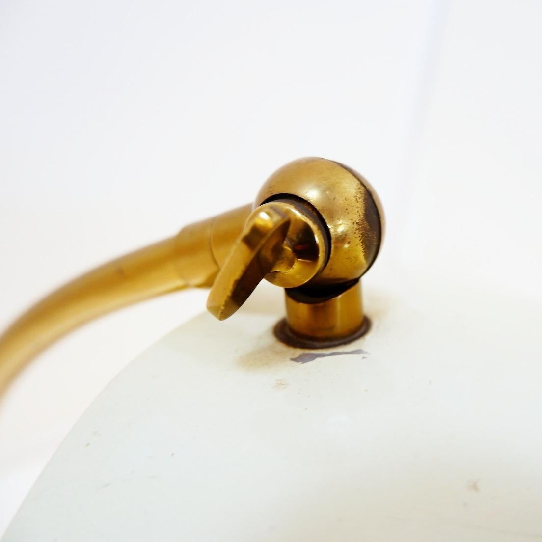 Stilux Milano Tisch- oder Wandleuchte in cremeweißem Lack mit Messingdetails im Angebot 8
