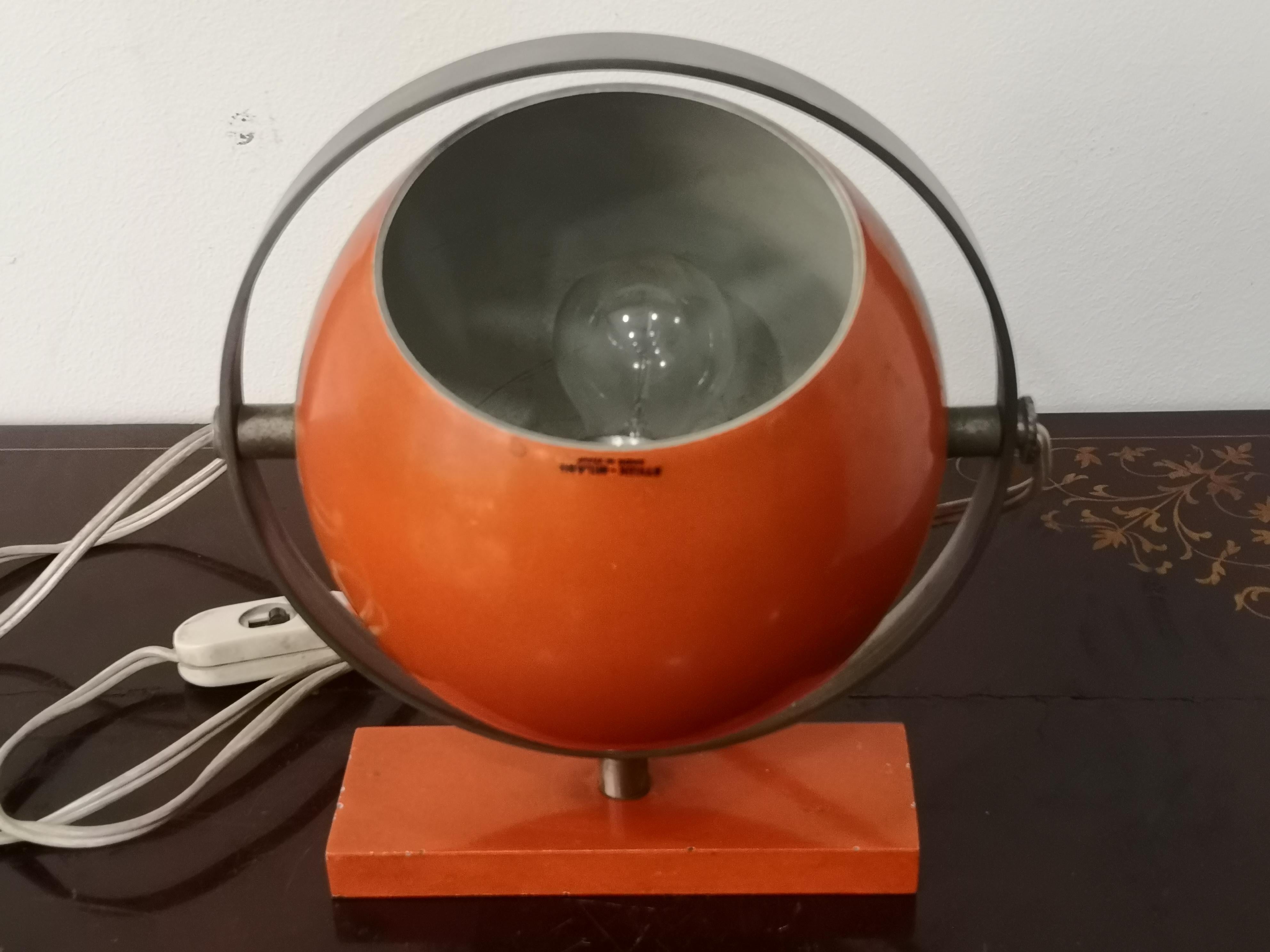Stilux Milano Italian orange Saba globe table lamp from the 60s For Sale 9