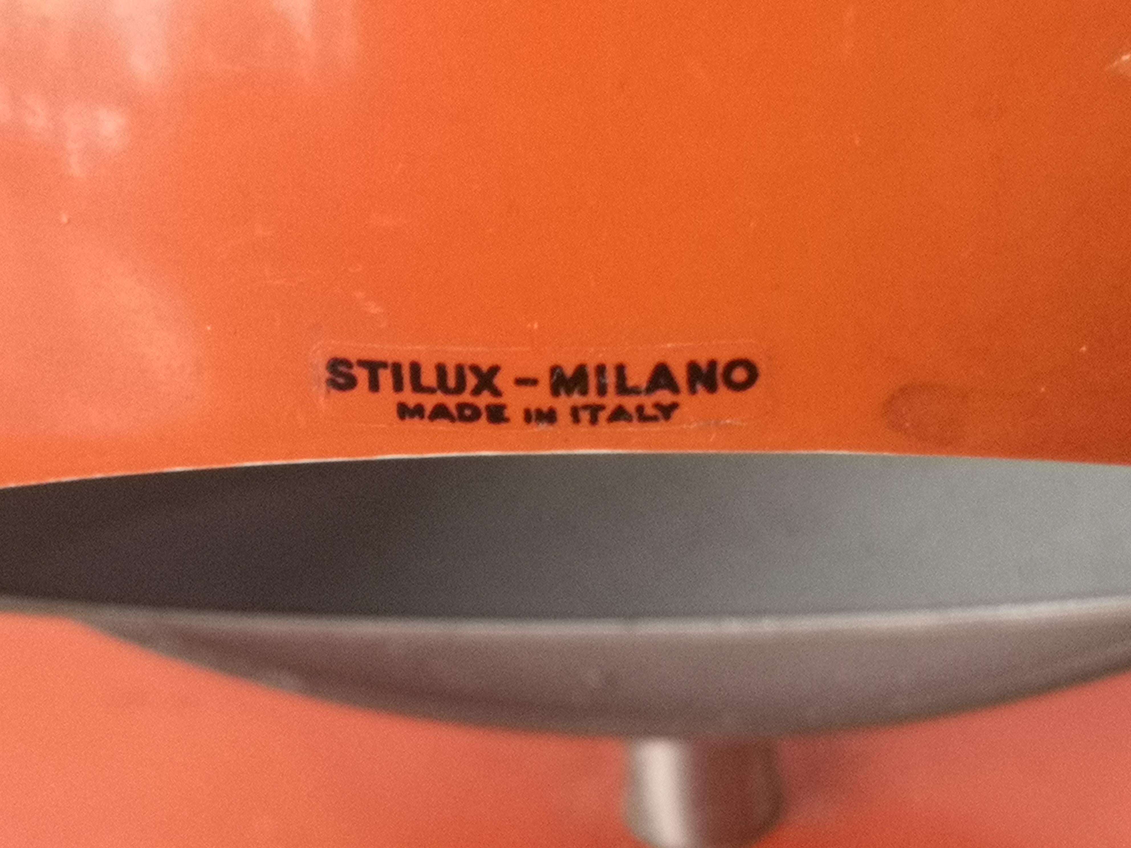 Stilux Milano Italian orange Saba globe table lamp from the 60s For Sale 3