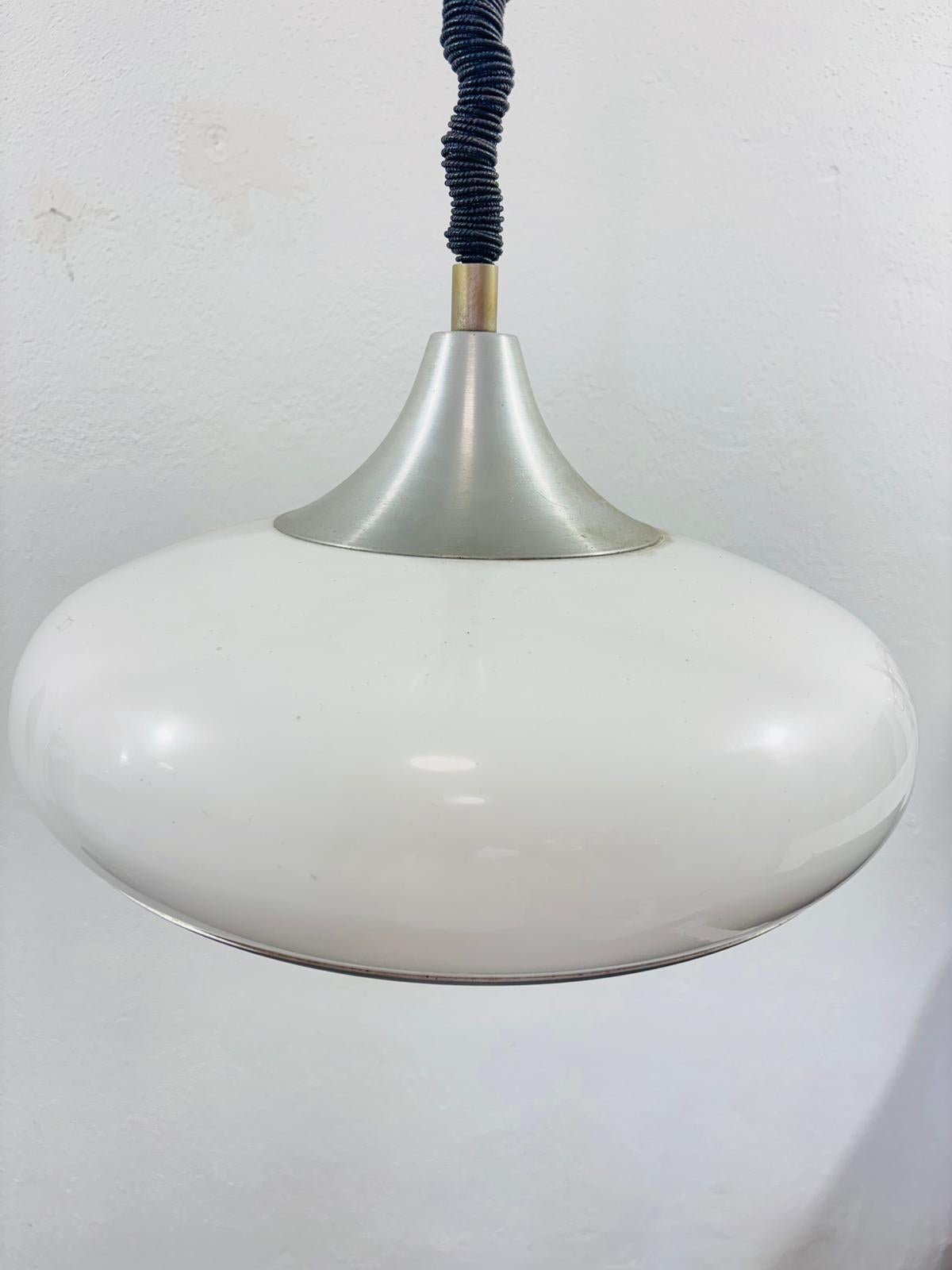Stilux Milano Lampada a sospensione Space Age 1970’s in vendita 2