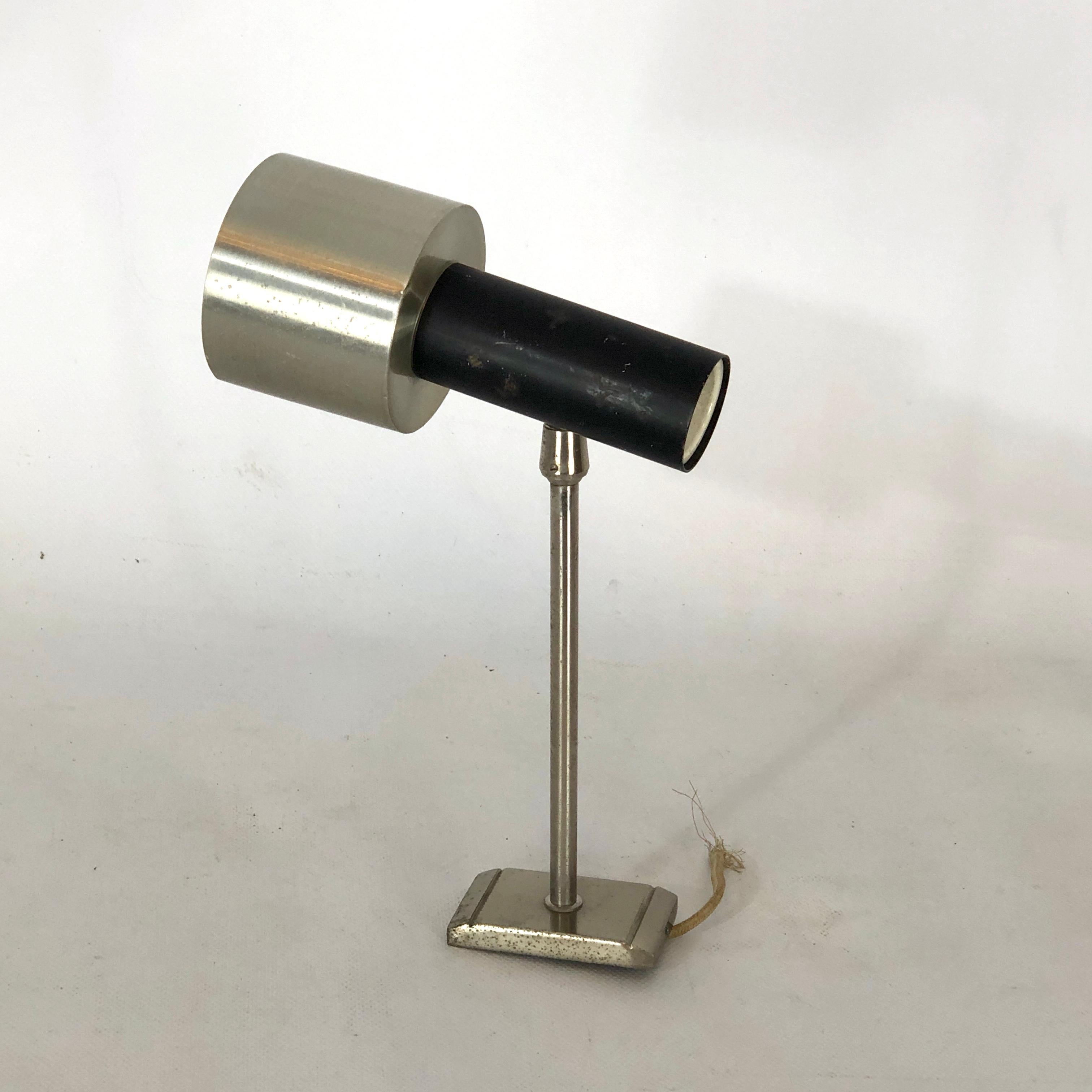 Good general condition with some trace of age and use for this sconce produced by Stilux Milano during the 60s. Labeled. Full working with EU standard, adaptable on demand for USA standard.