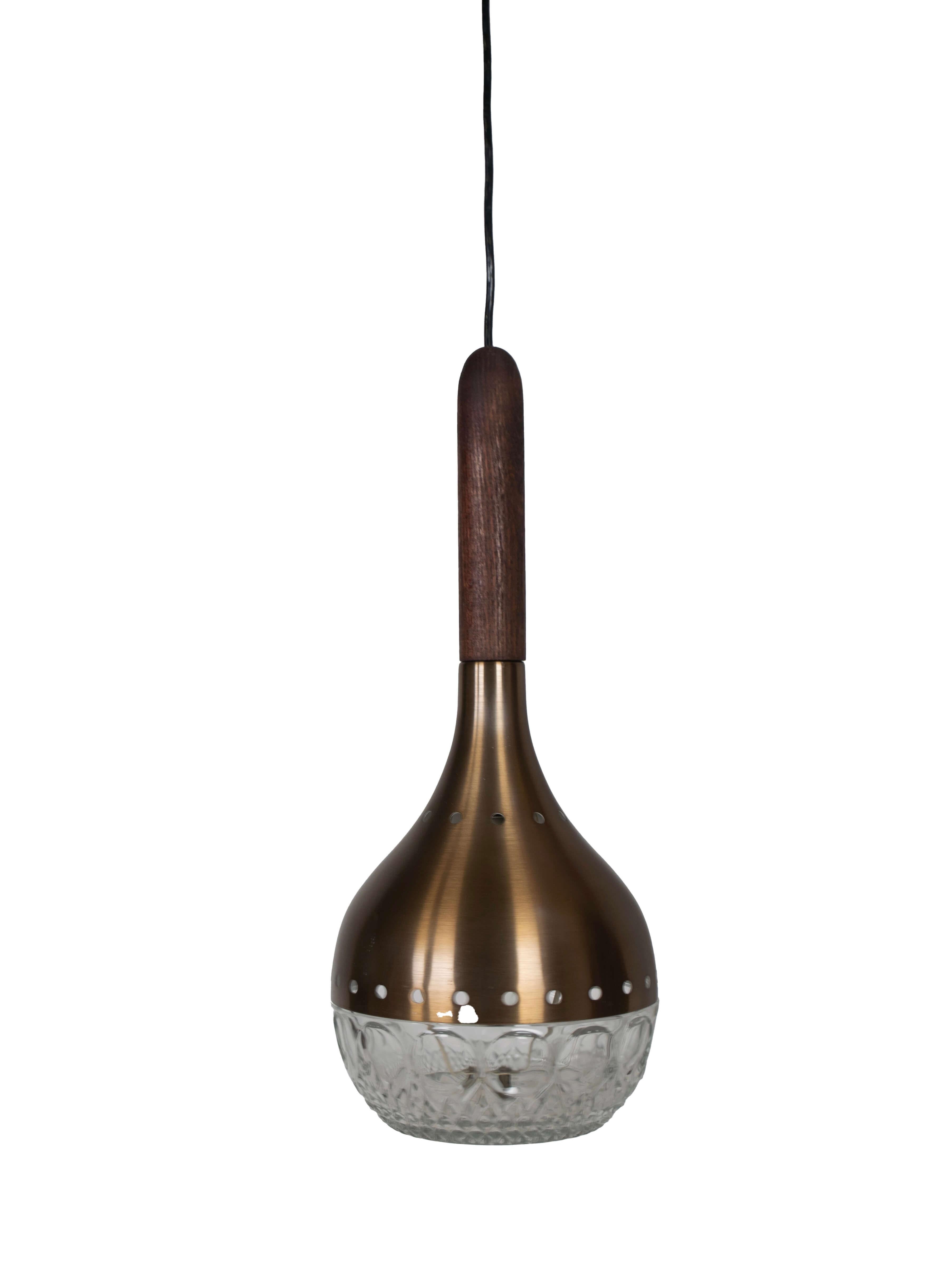 Charming pendant by Stilux Milano, Italy mid-century. This pendant is made of copper, wood and crystal glass. The top is a copper element that can be mounted to the ceiling. The lamp has a diamond-shaped glass, with a copper top and a wooden