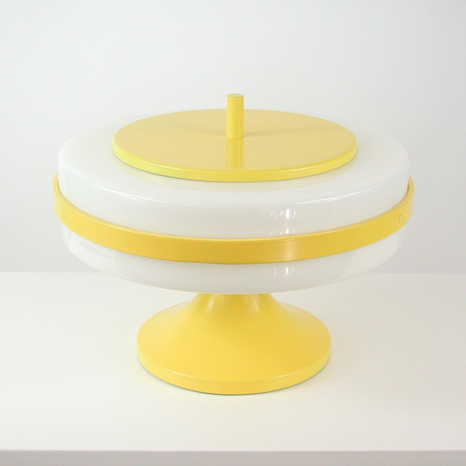 Stilux Milano Pop Art Yellow and White Table Lamp For Sale 6