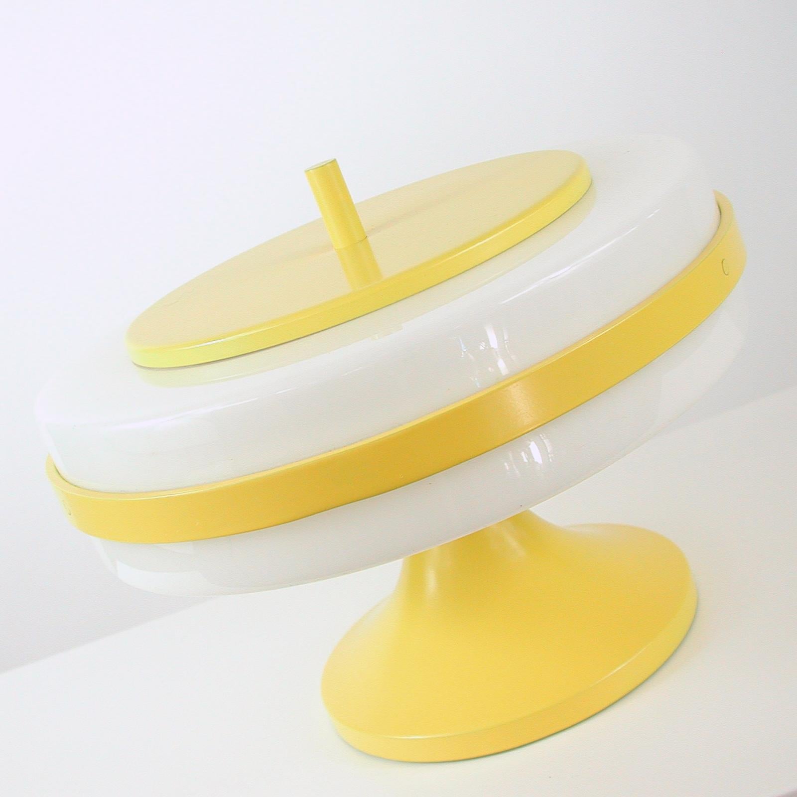 Stilux Milano Pop Art Yellow and White Table Lamp For Sale 9