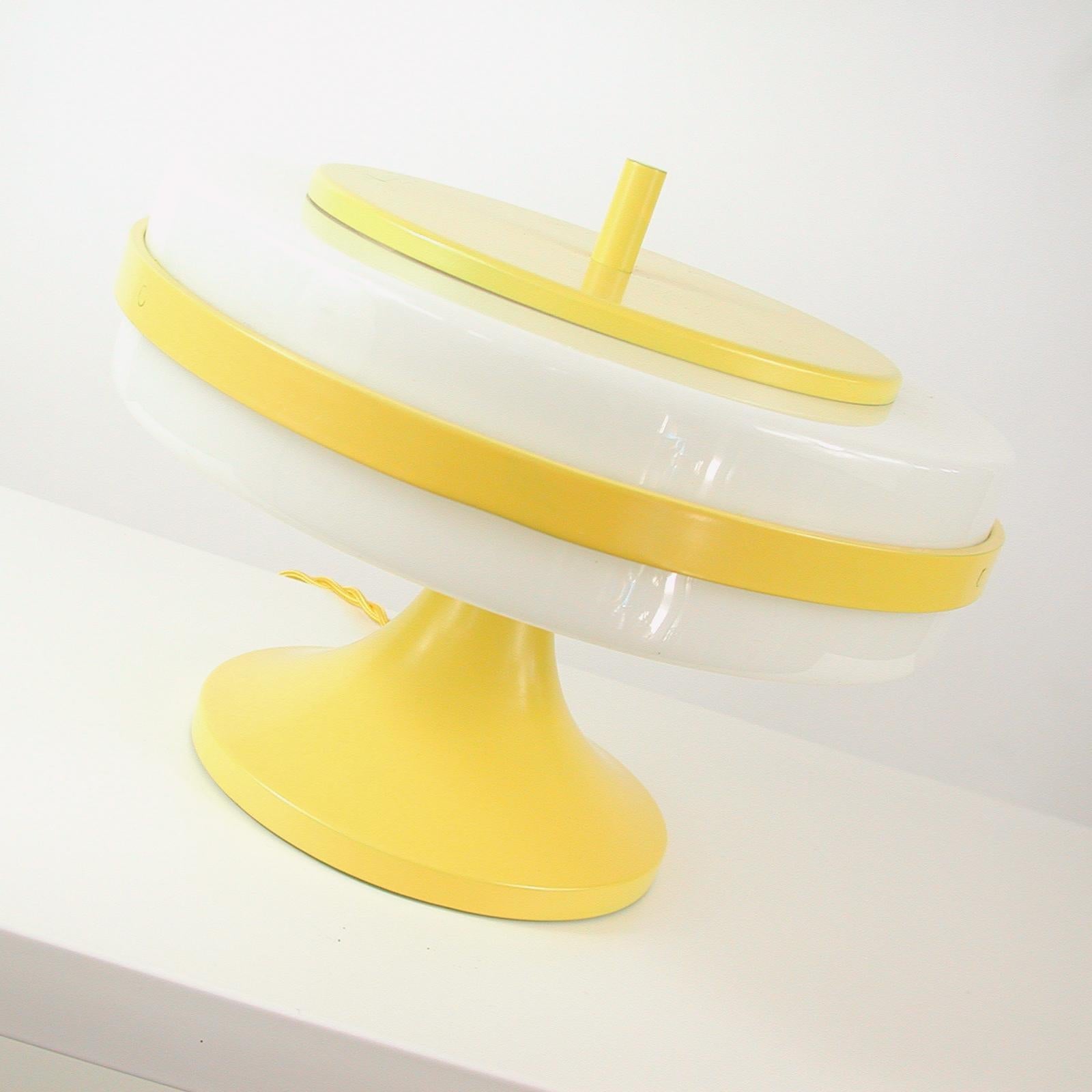 Stilux Milano Pop Art Yellow and White Table Lamp For Sale 10