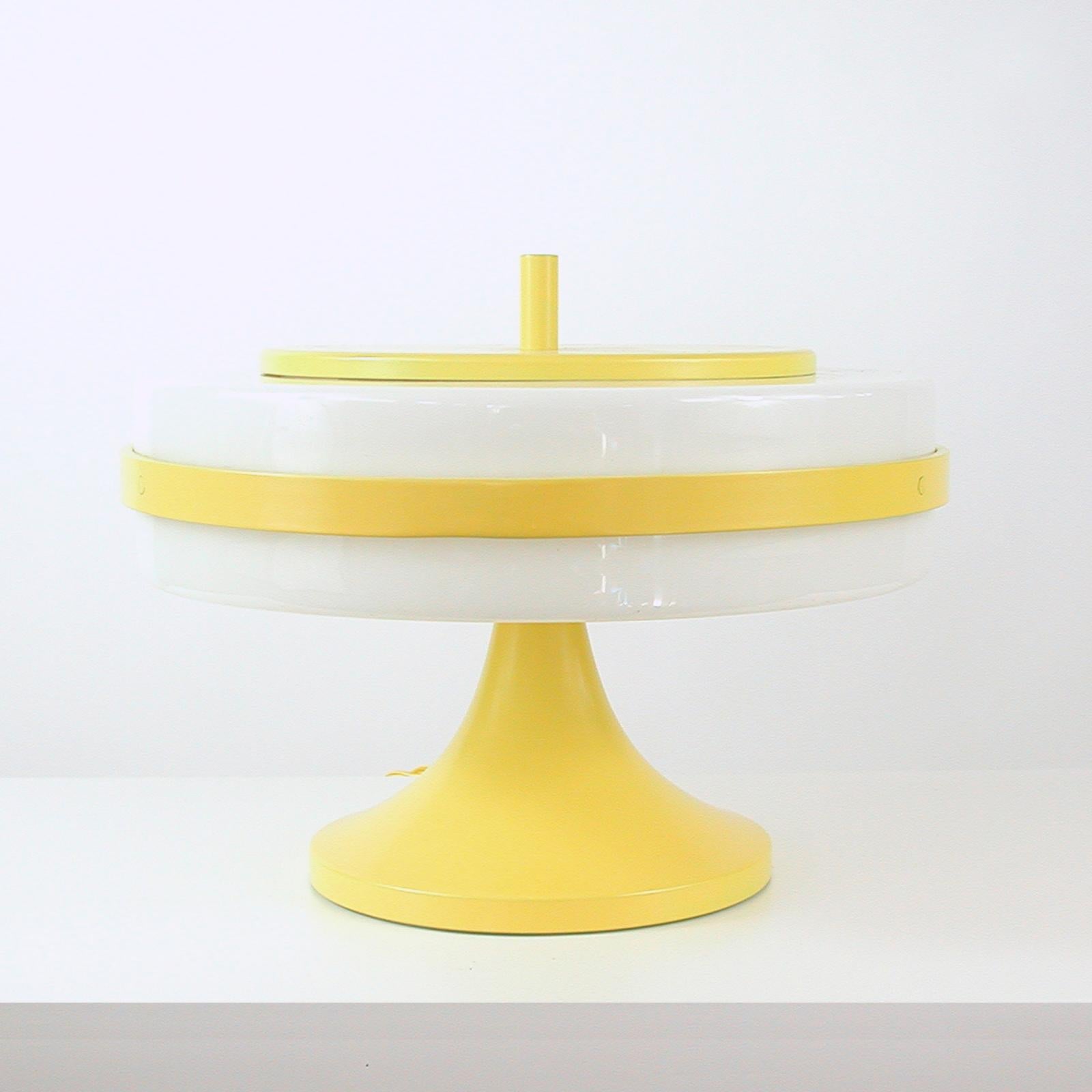 Stilux Milano Pop Art Yellow and White Table Lamp For Sale 2