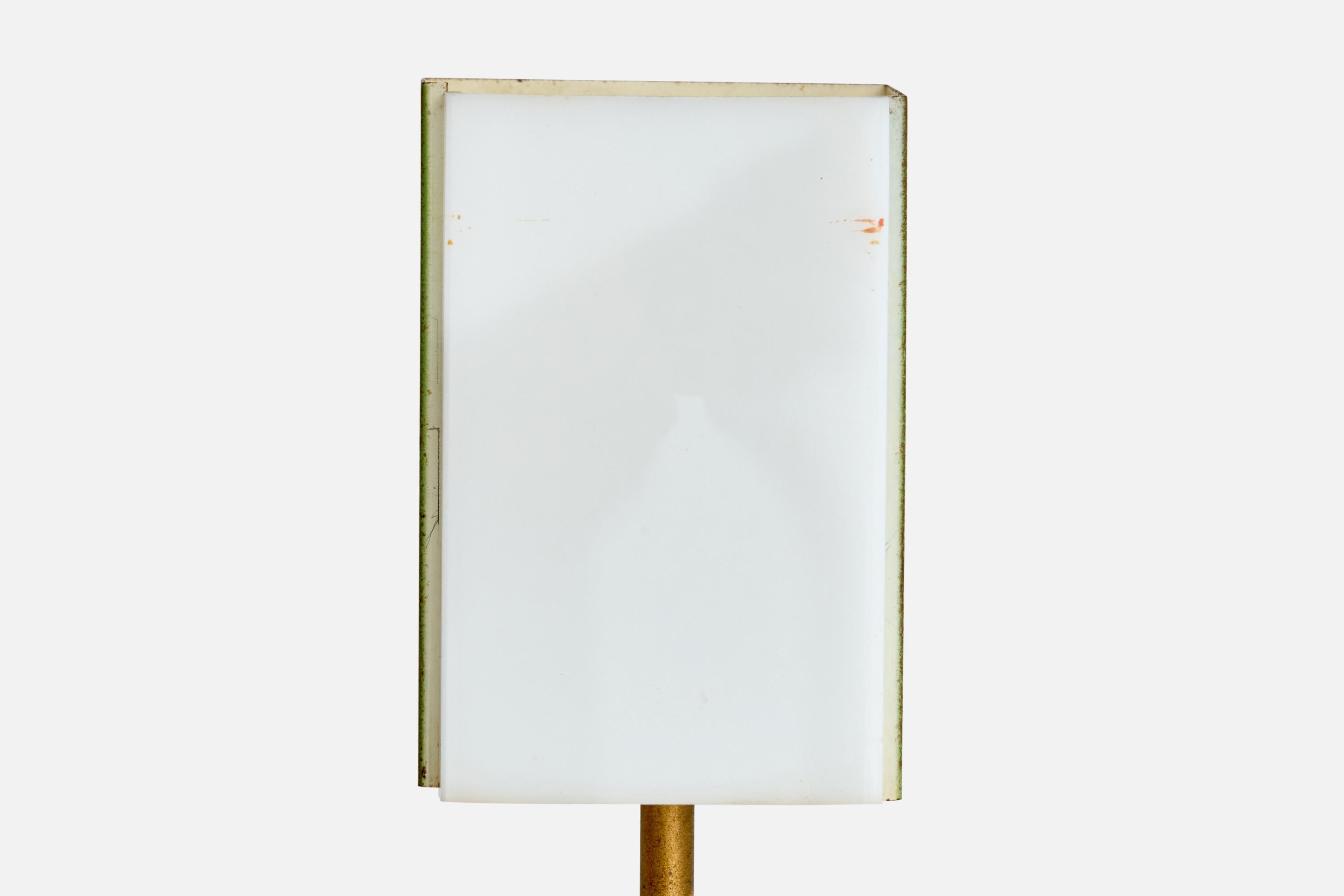 Stilux, Table Lamp, Brass, Metal, Acrylic, Italy, 1960s In Fair Condition For Sale In High Point, NC