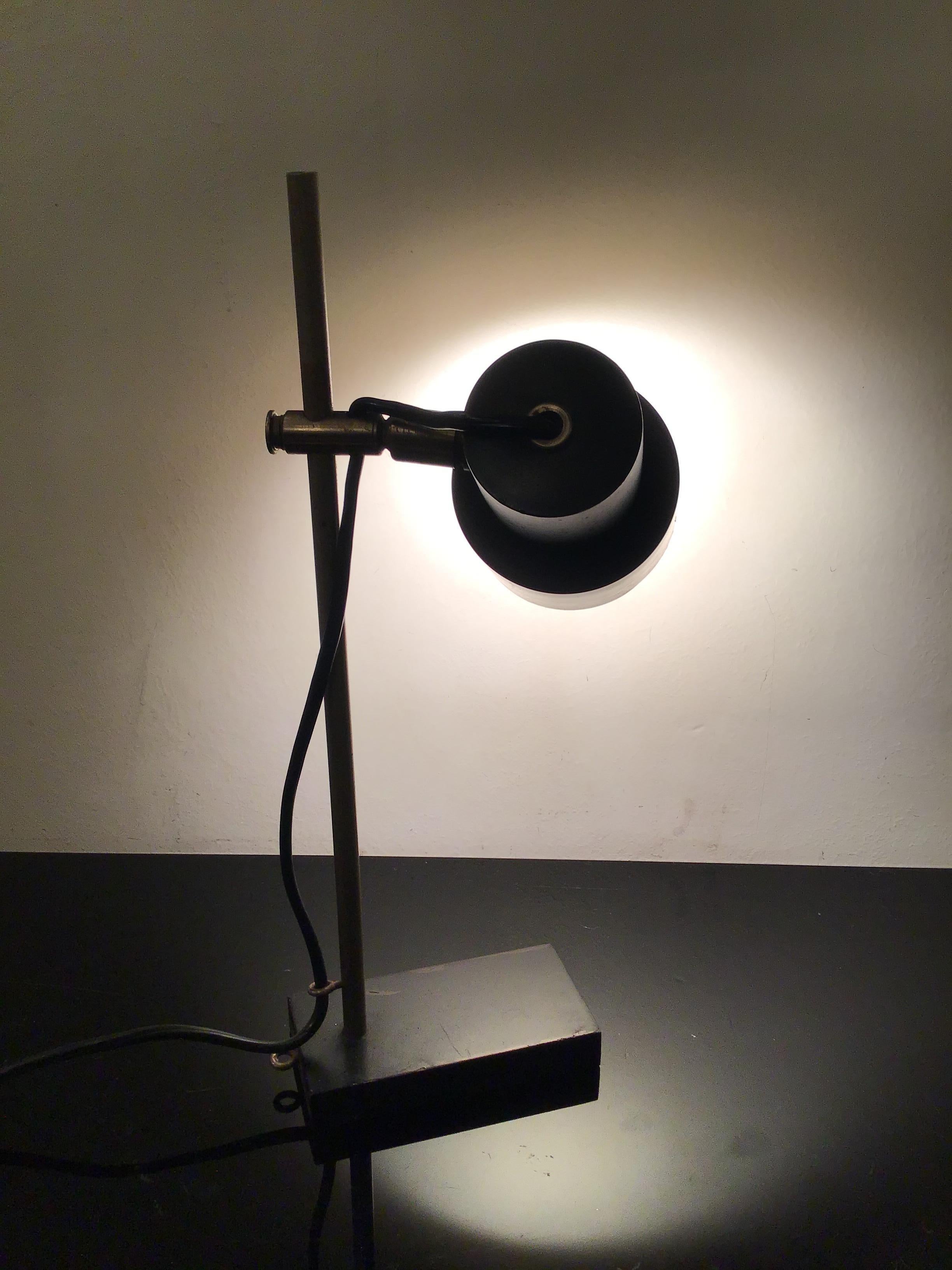 Lampe de bureau Stilux en métal et métal, Crome 1950, Italie  en vente 4