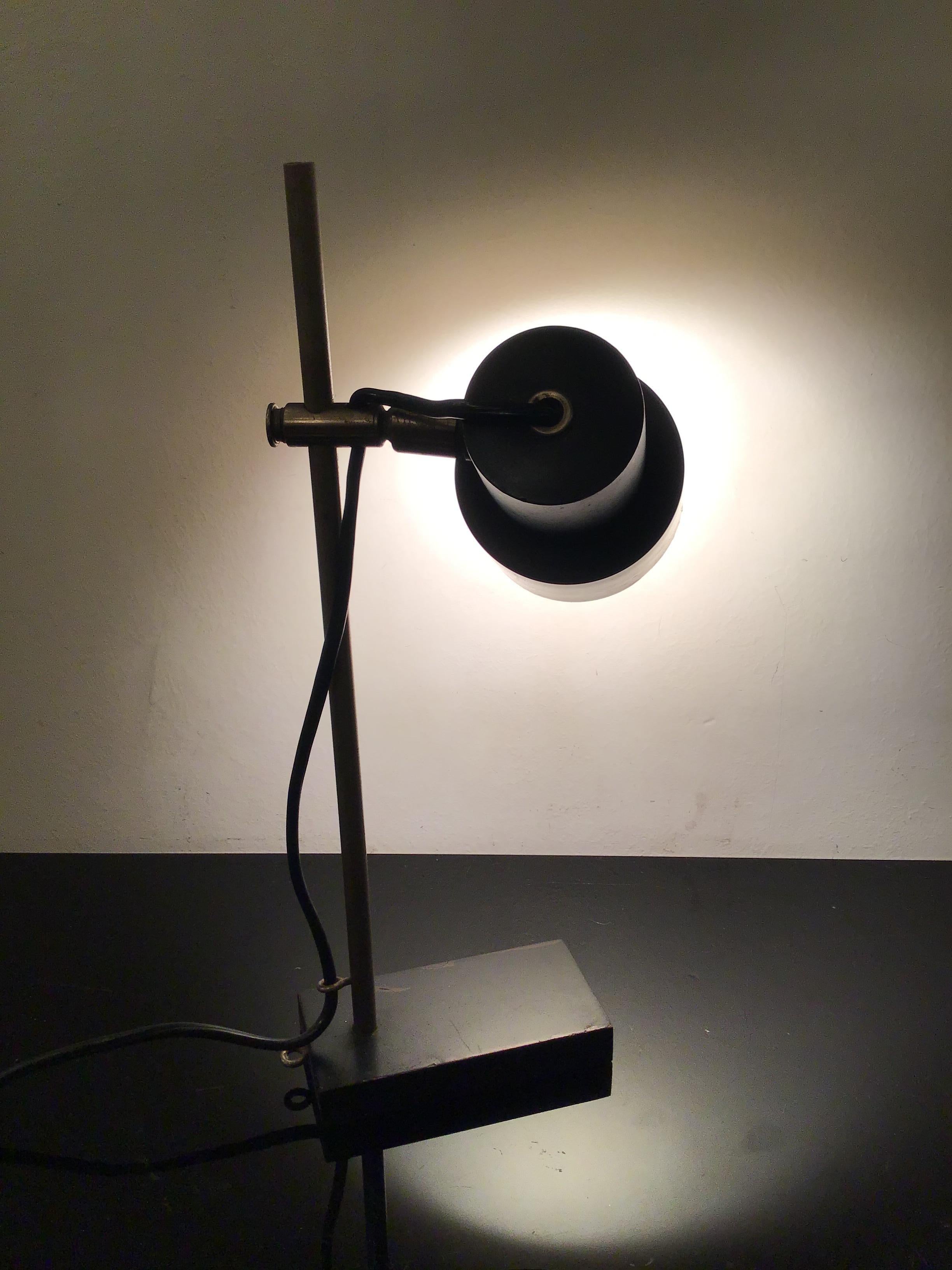 Lampe de bureau Stilux en métal et métal, Crome 1950, Italie  en vente 6