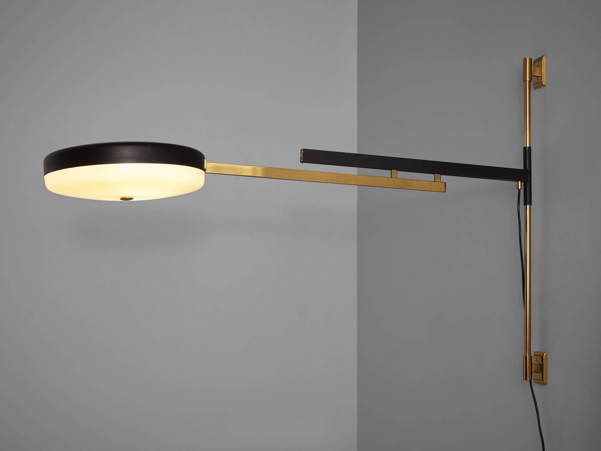 Stilux, wall-mounted lamp, metal, brass, acrylic, Italy, 1950s

Exquisite Italian lamp with extendable arm. This wall-mounted lamp by Italian manufacturer Stilux features two arms that are adjustable in their length. A long vertical bar functions as