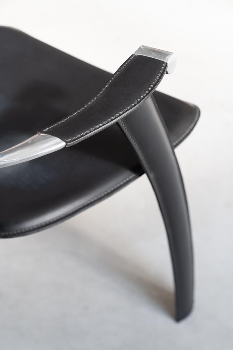 Stine Line 1990s Ledersessel - elegantes schwarzes italienisches Design mit modernem Flair im Angebot 6