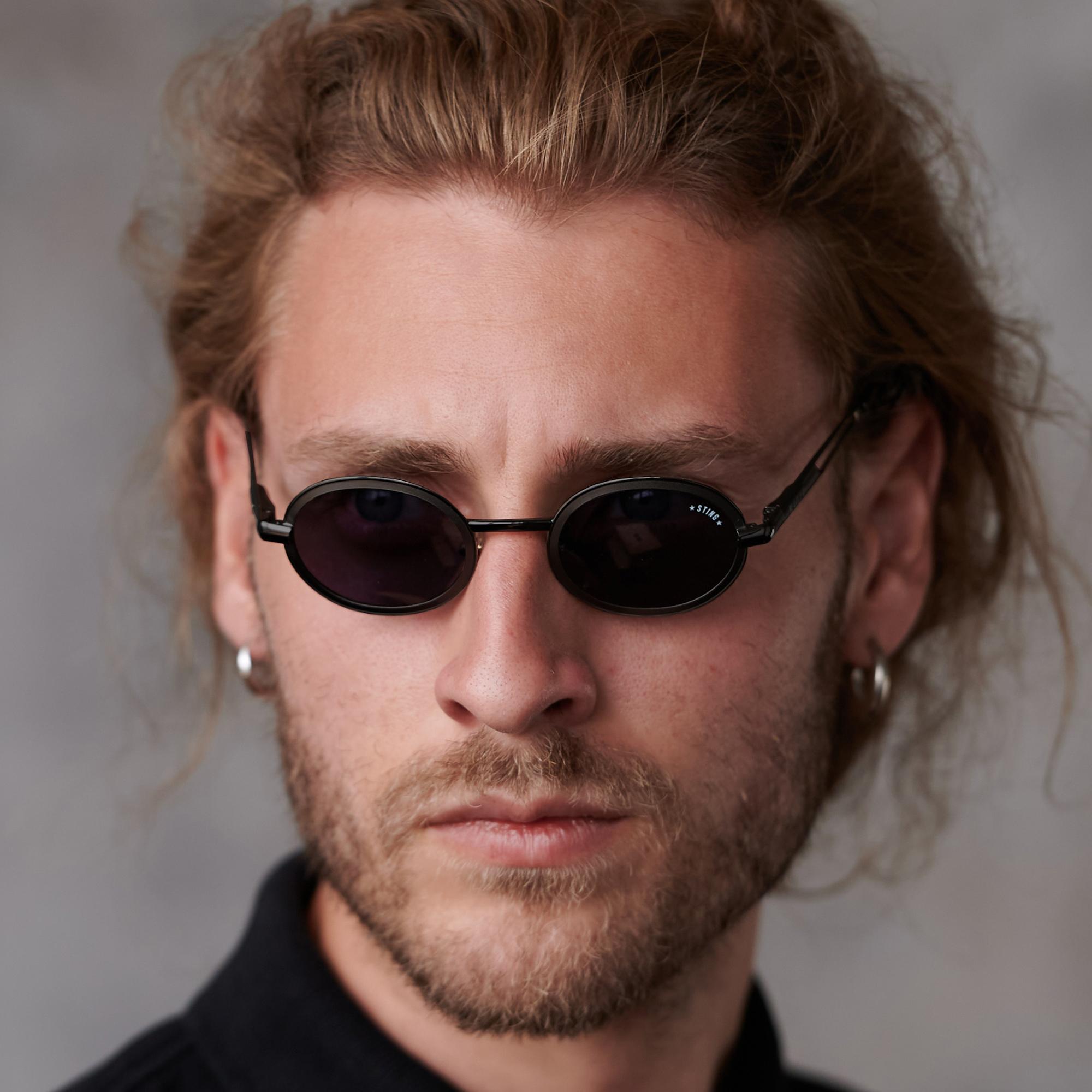 Lunettes de soleil Sting steampunk, Italie  Unisexe en vente