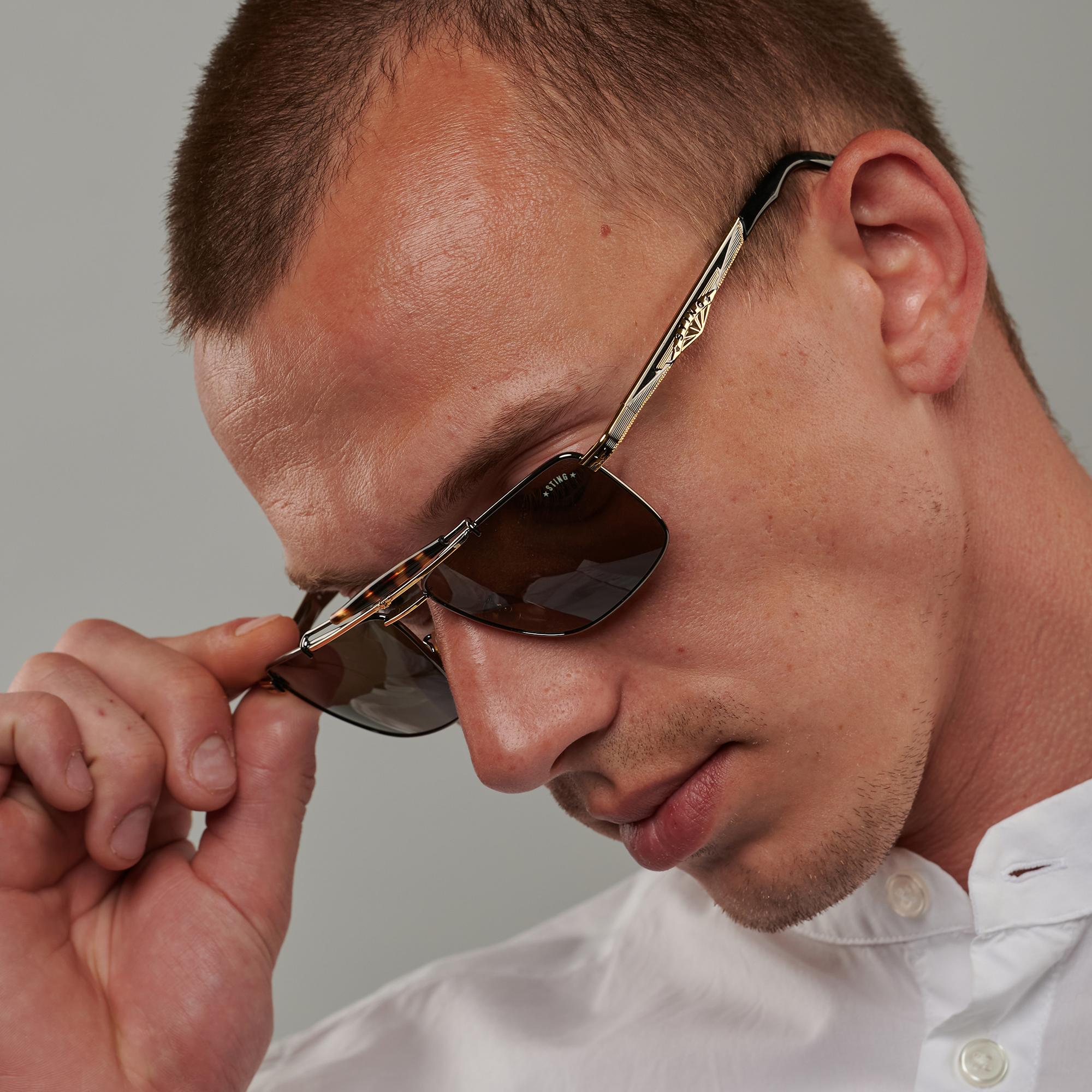 Women's or Men's Sting vintage aviator sunglasses For Sale