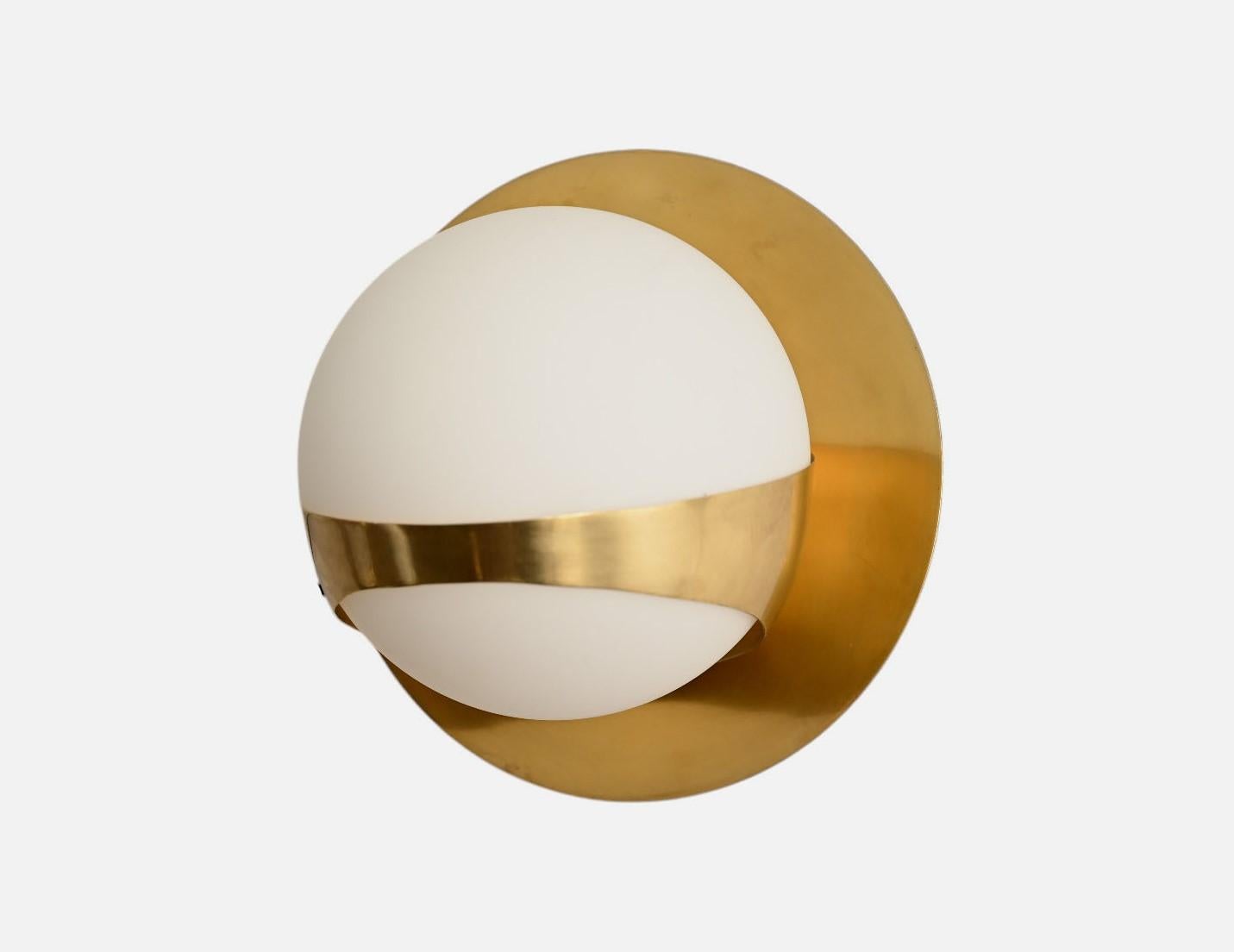 Stinovo Style Brass Wall Sconce For Sale 2