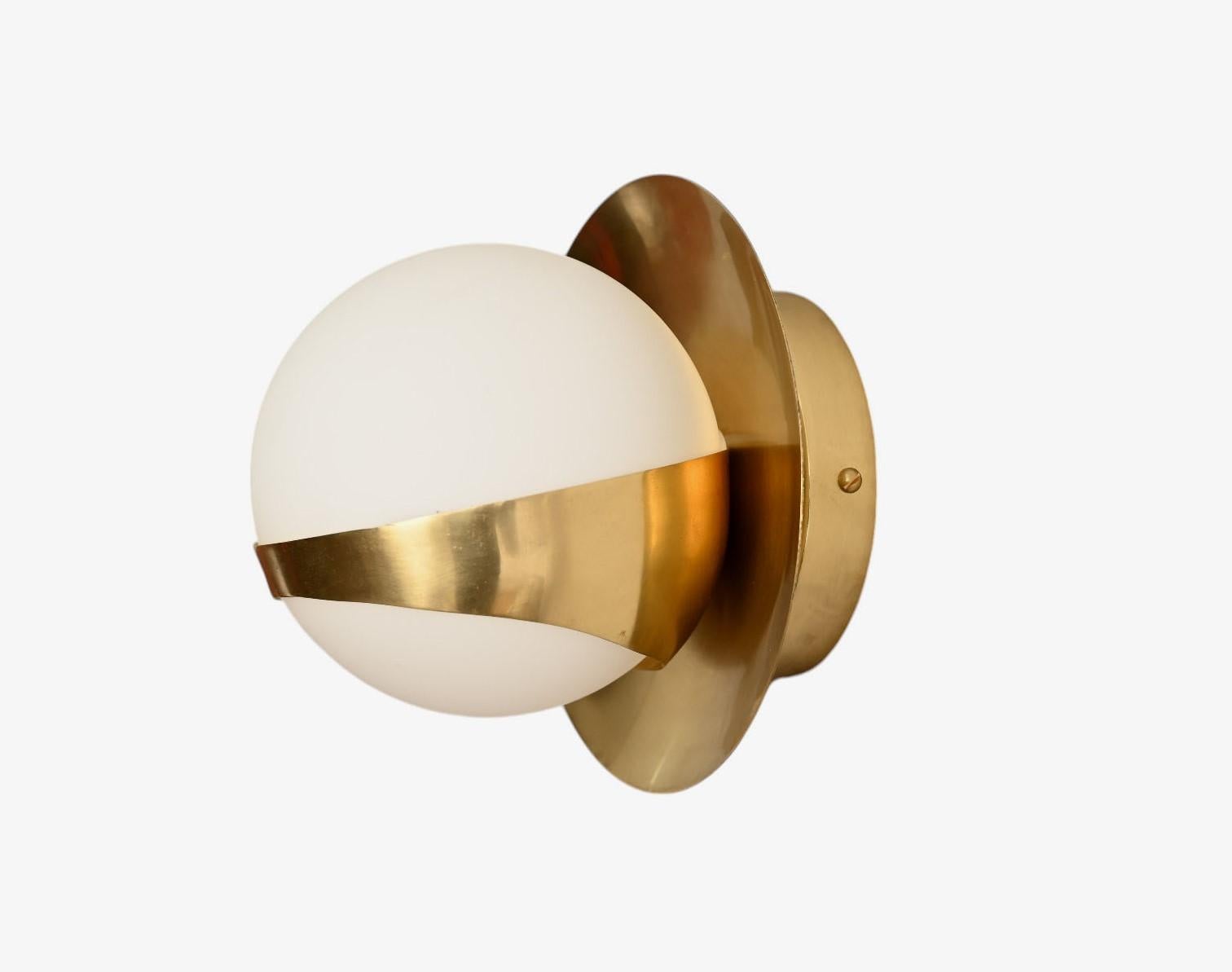 Stinovo Style Brass Wall Sconce For Sale 3