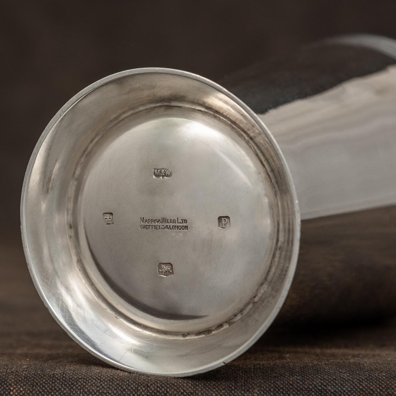 Art Deco Sterling Silver Cocktail Shaker Designed by Keith Murray, Hallmarked, 1932 For Sale