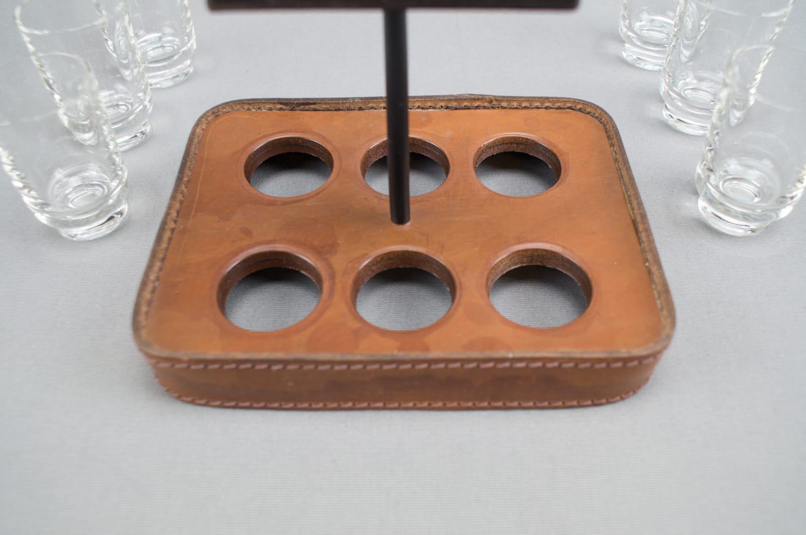 Stitched Adnet Attributed Table Leather Schnapps Glass Holder, France, 1960s In Good Condition For Sale In Nürnberg, Bayern