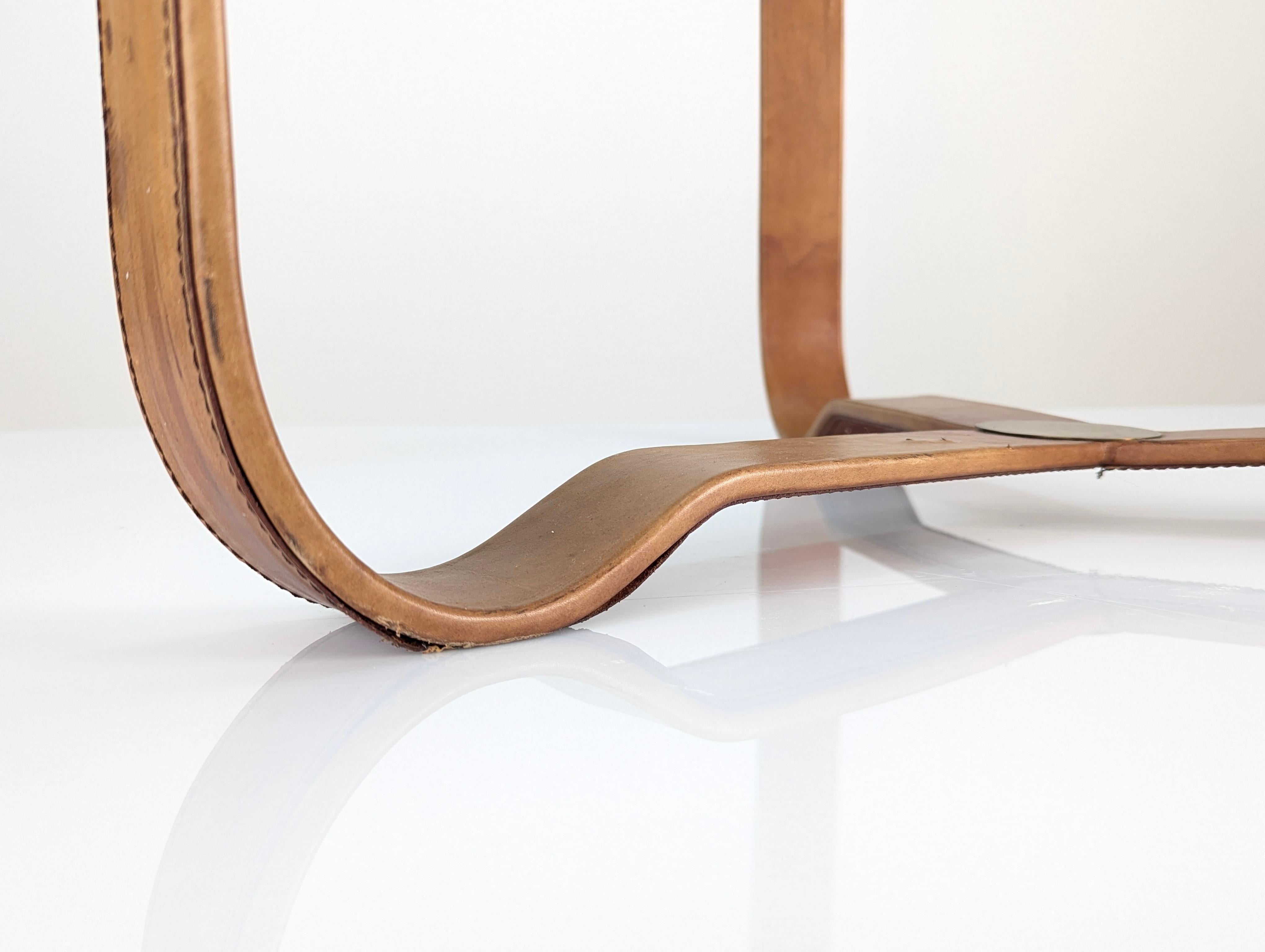 Table basse cousue dans le style de Jacques Adnet en vente 5