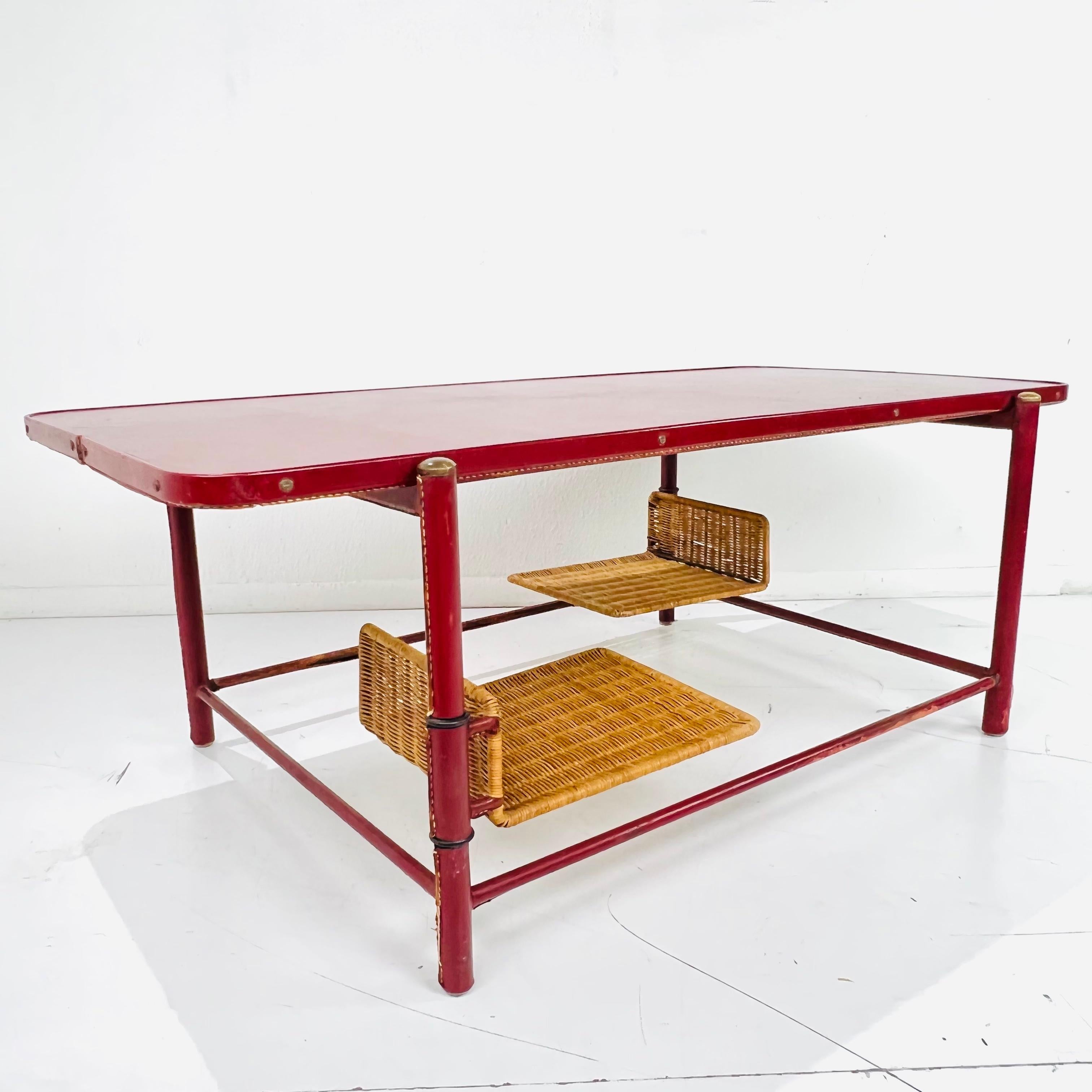 Mid-Century Modern Table basse cousue dans le style de Jacques Adnet en vente