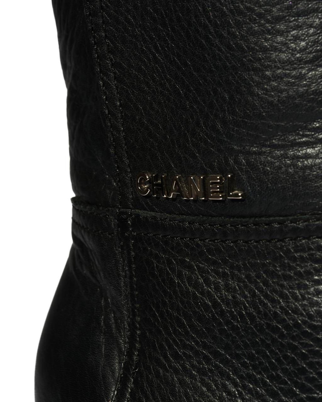 Stivaletto Chanel CC Logo Nero For Sale 3