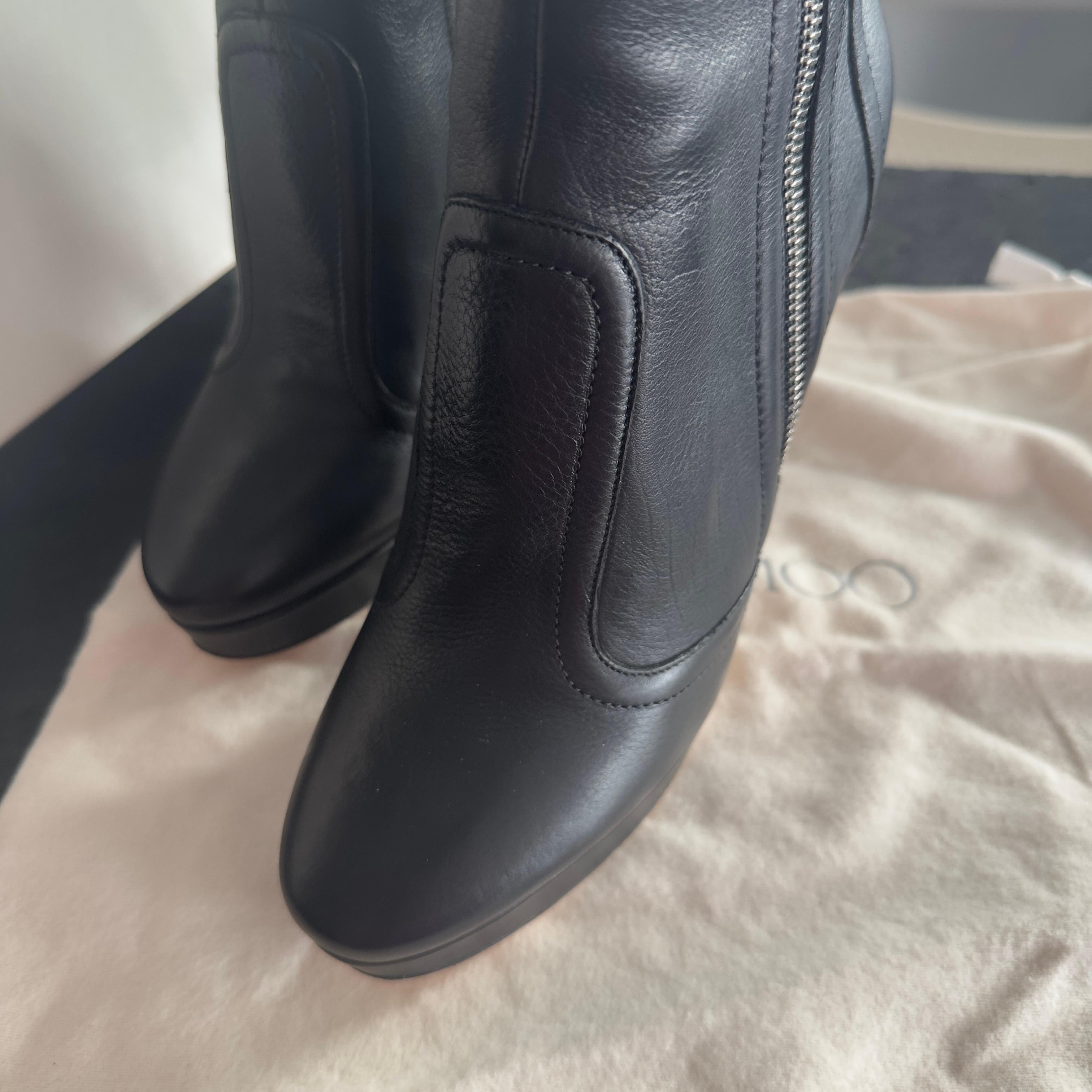 Jimmy Choo Stiefelette n39 wie neu (Black) im Angebot