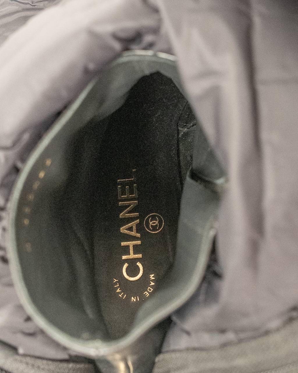 Stivali Chanel Double Trapuntato Nylon Nero in vendita 5