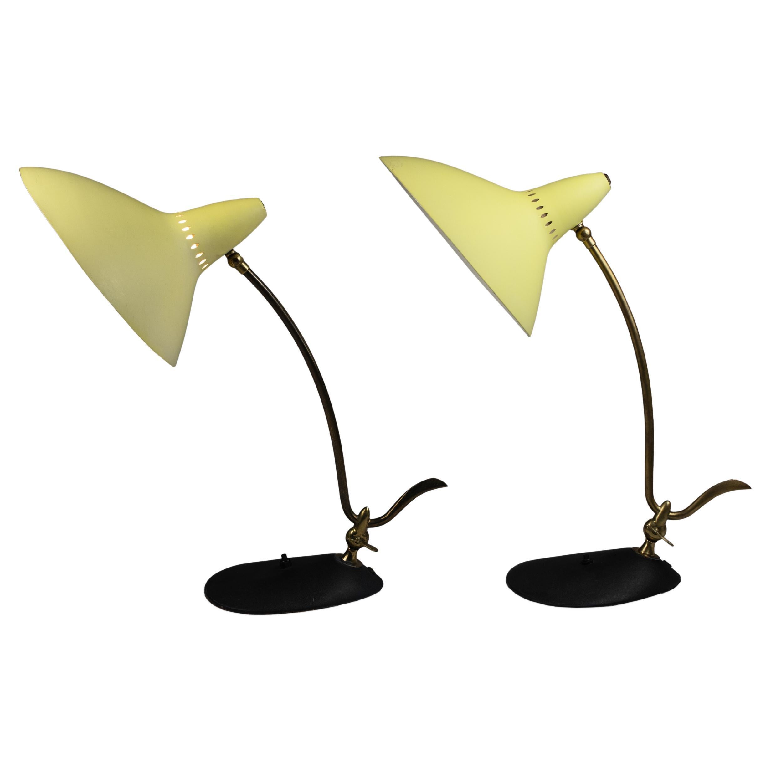 Stlux Milan Paire de lampes de bureau Coniques Jaune Noir Laiton Milieu de Siècle